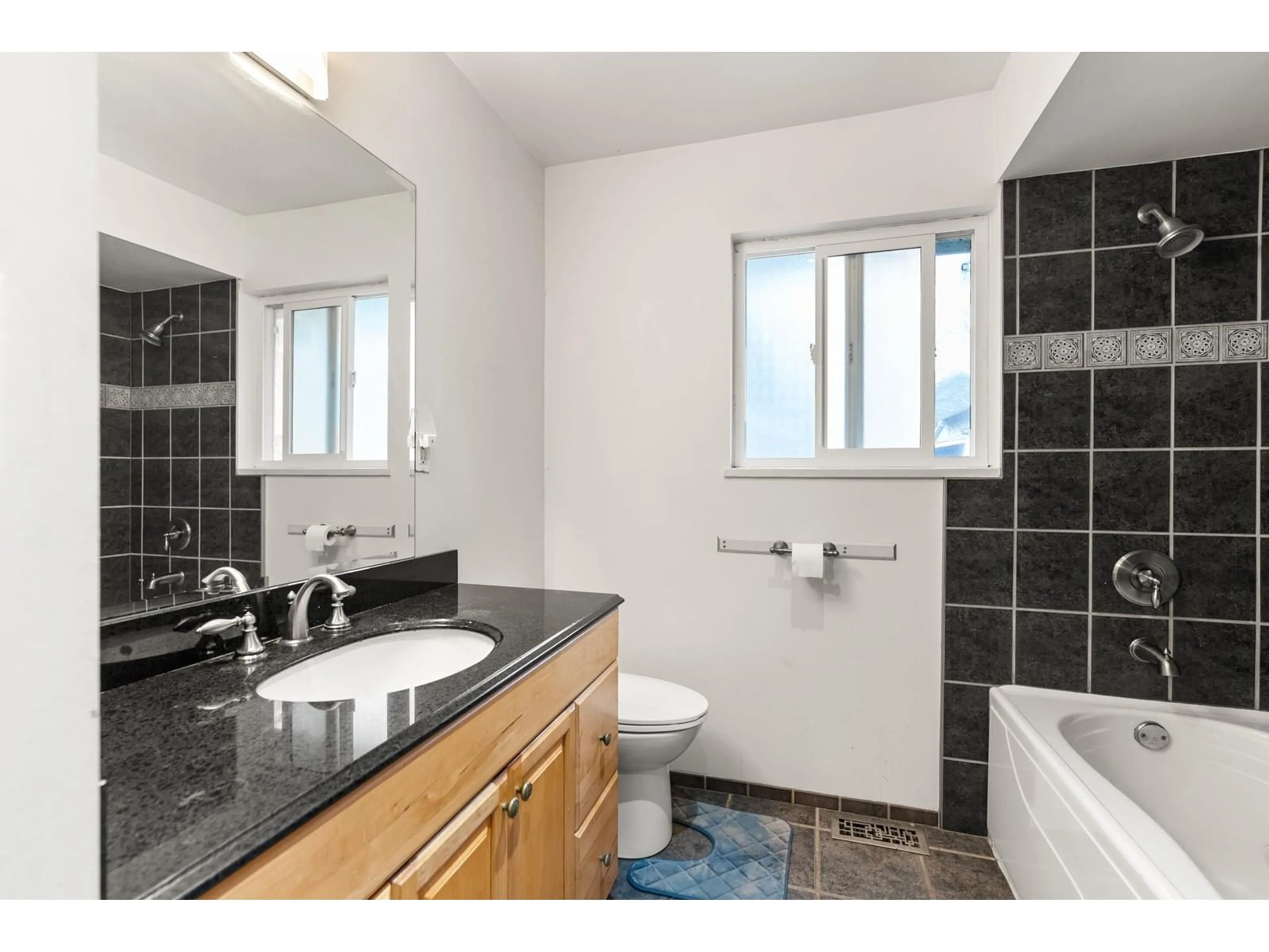 Standard bathroom, ceramic/tile floor for 6713 140 STREET, Surrey British Columbia V3W5J3