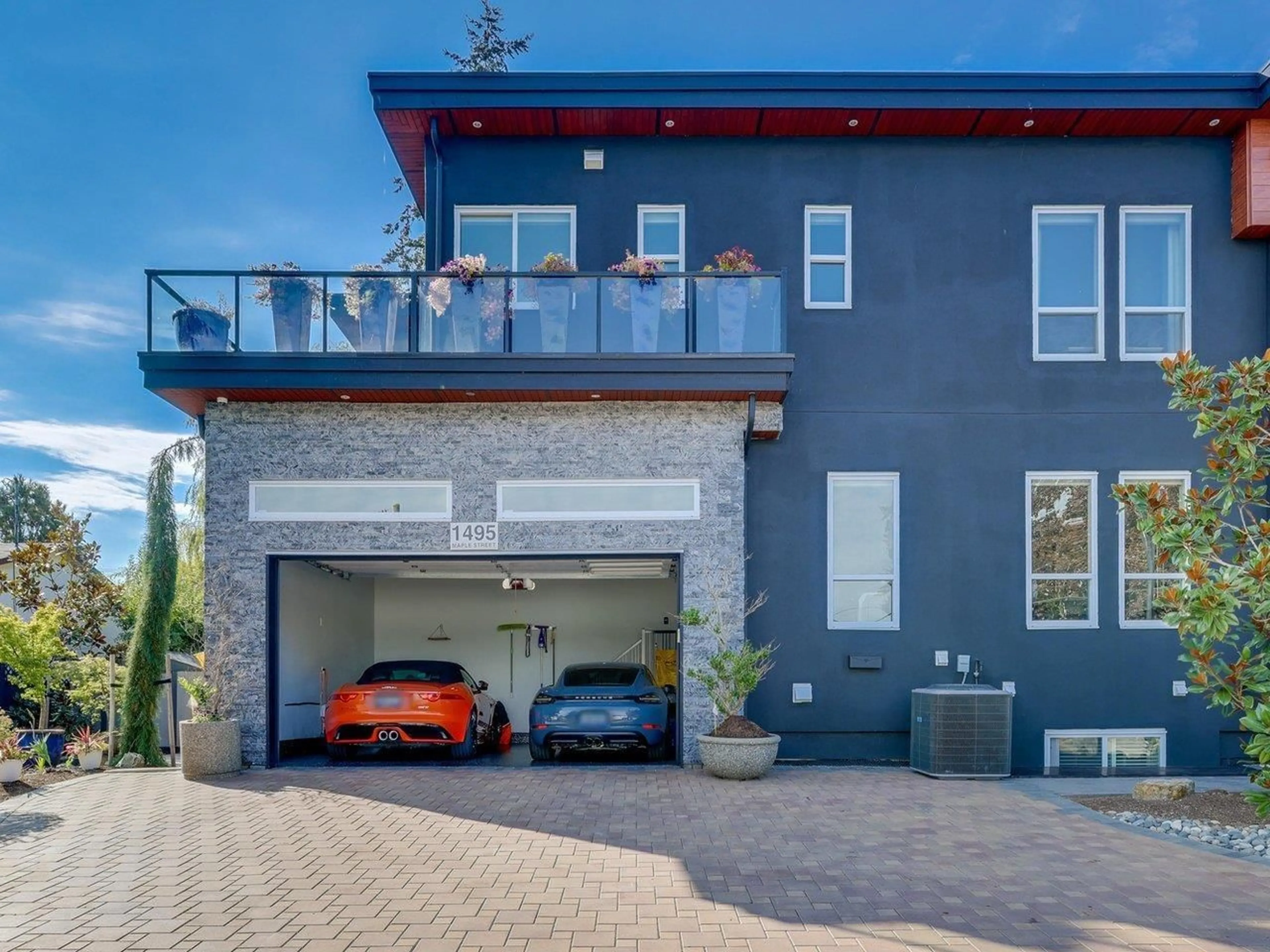 Indoor garage for 1495 MAPLE STREET, White Rock British Columbia V4B5C5