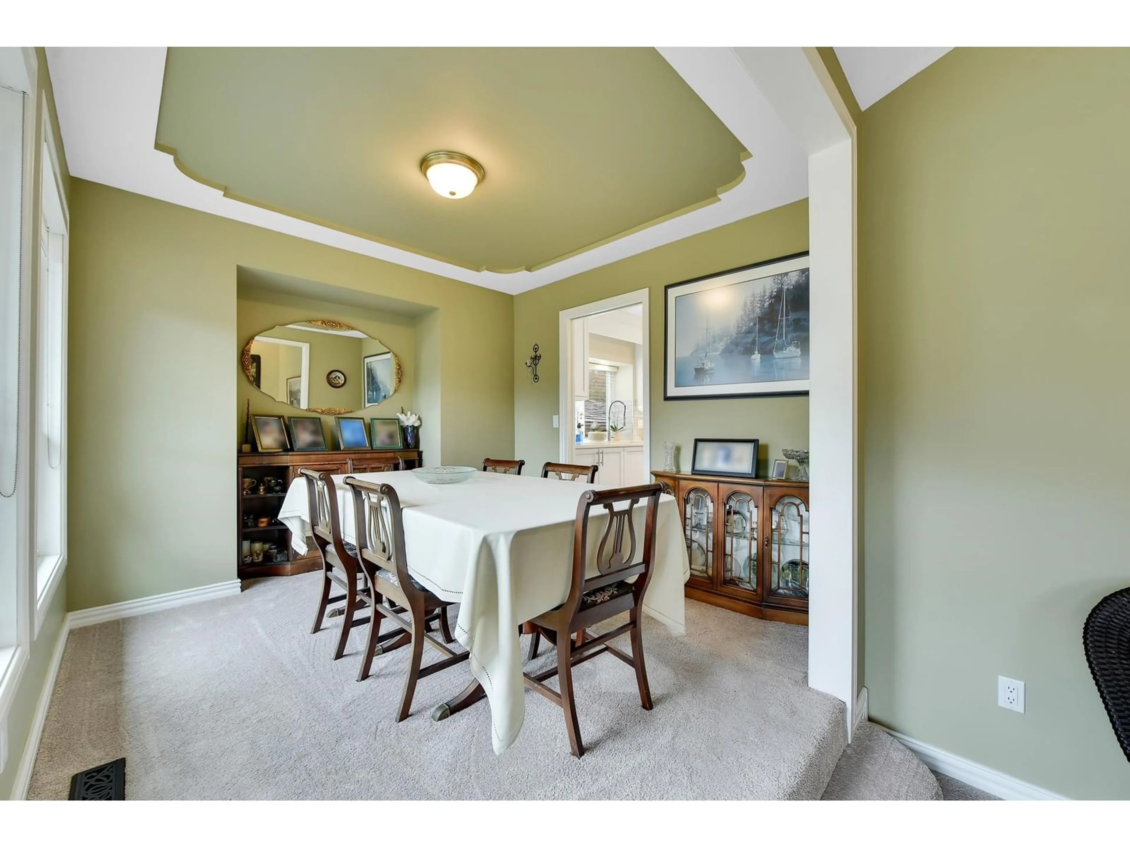 Dining room, unknown for 8518 165A STREET, Surrey British Columbia V4N3H2