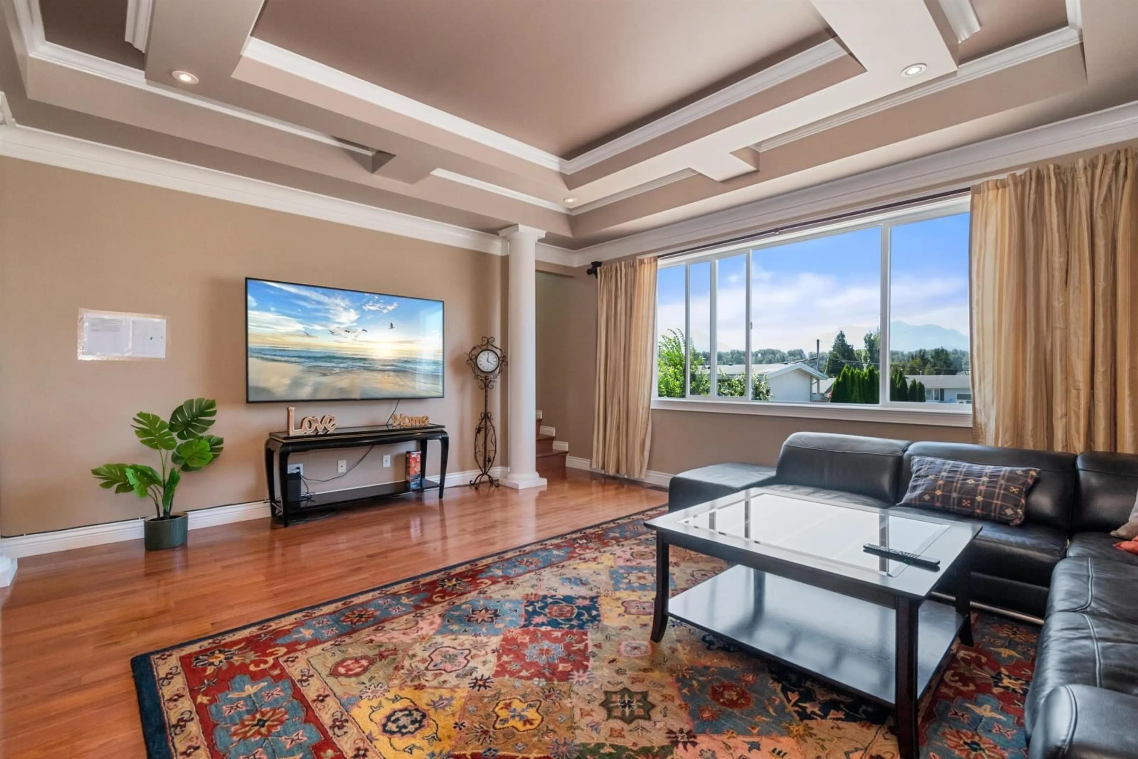 Living room with furniture, unknown for 46553 BRICE ROAD, Chilliwack British Columbia V2P3V6