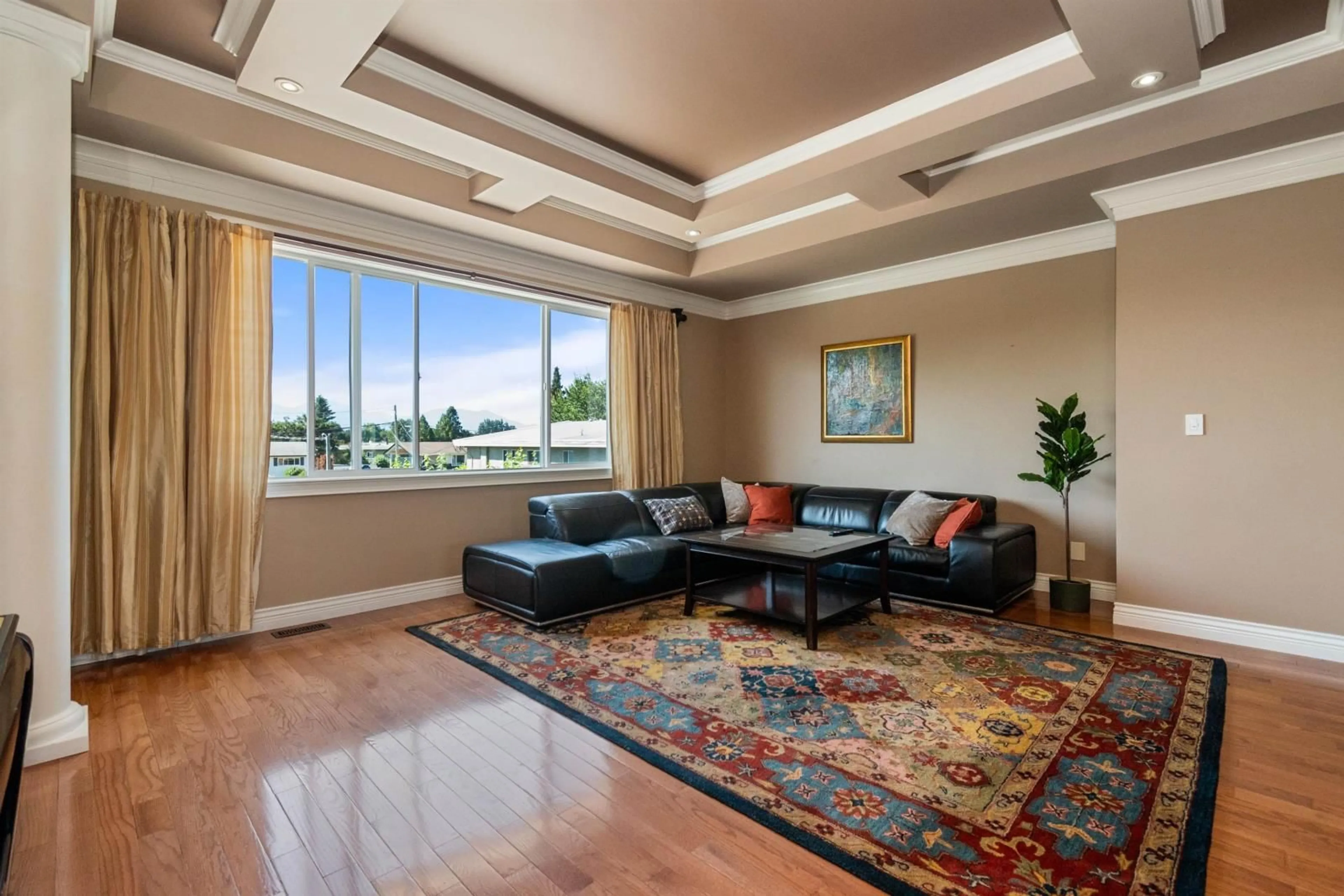 Living room with furniture, unknown for 46553 BRICE ROAD|Fairfield Island, Chilliwack British Columbia V2P3V6