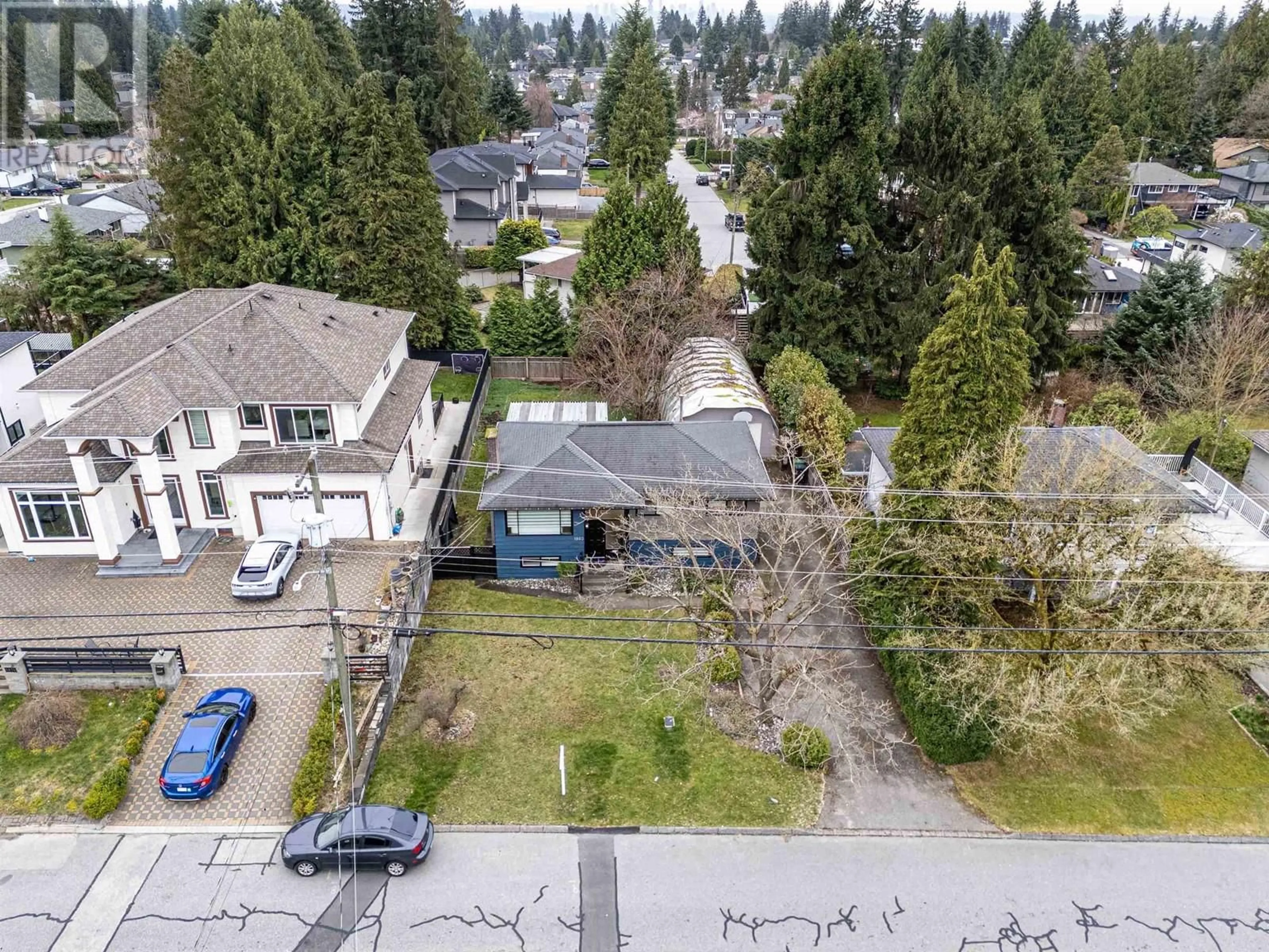 A pic from outside/outdoor area/front of a property/back of a property/a pic from drone, street for 1860 REGAN AVENUE, Coquitlam British Columbia V3J3B9