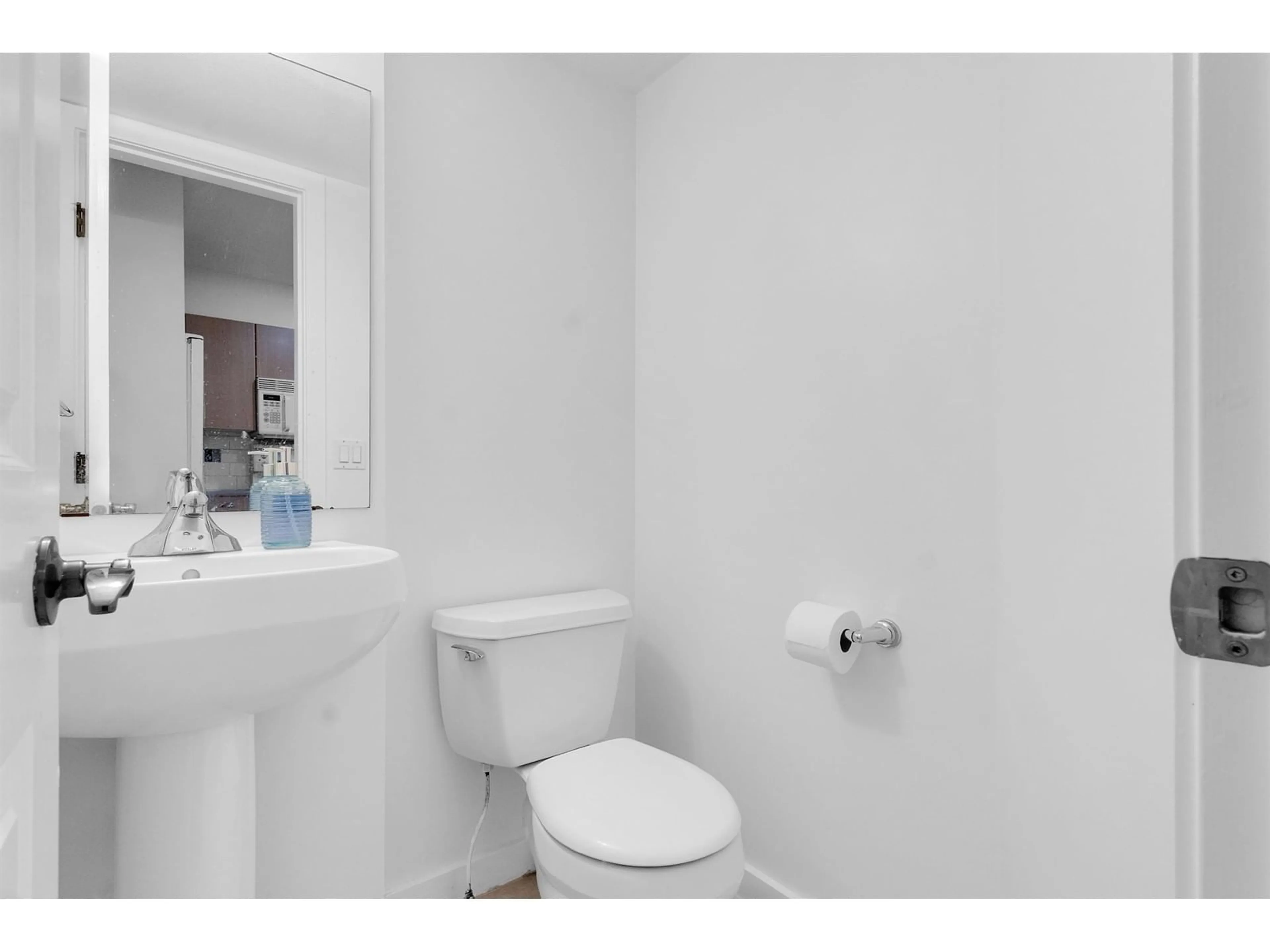 Standard bathroom, unknown for 162 15236 36 AVENUE, Surrey British Columbia V3Z2B3