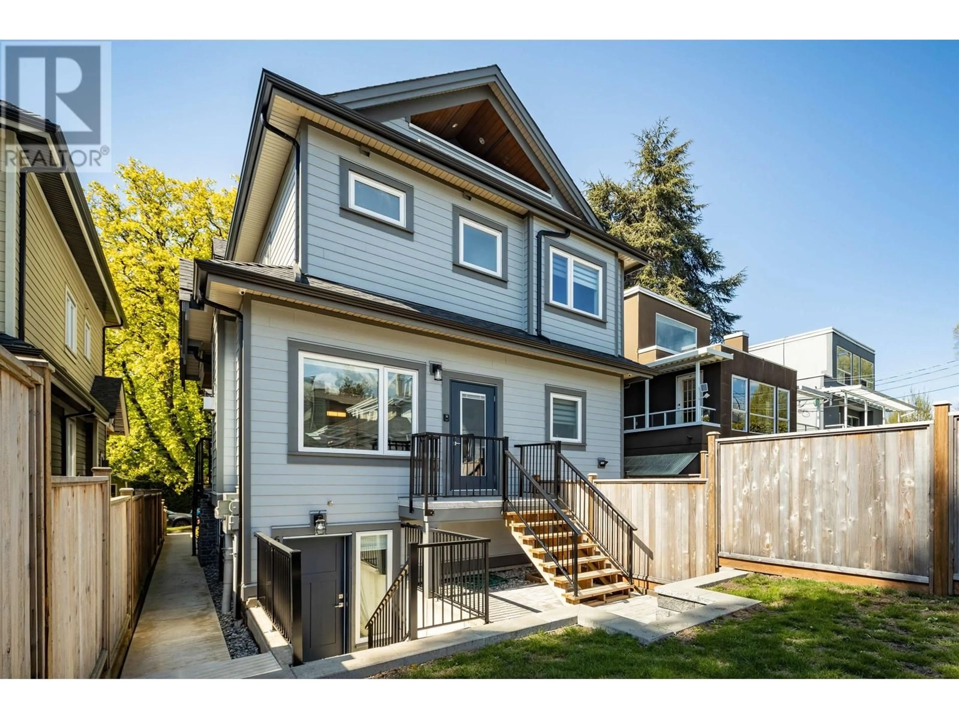 Home with vinyl exterior material, street for 6524 ANGUS DRIVE, Vancouver British Columbia V6P5H9