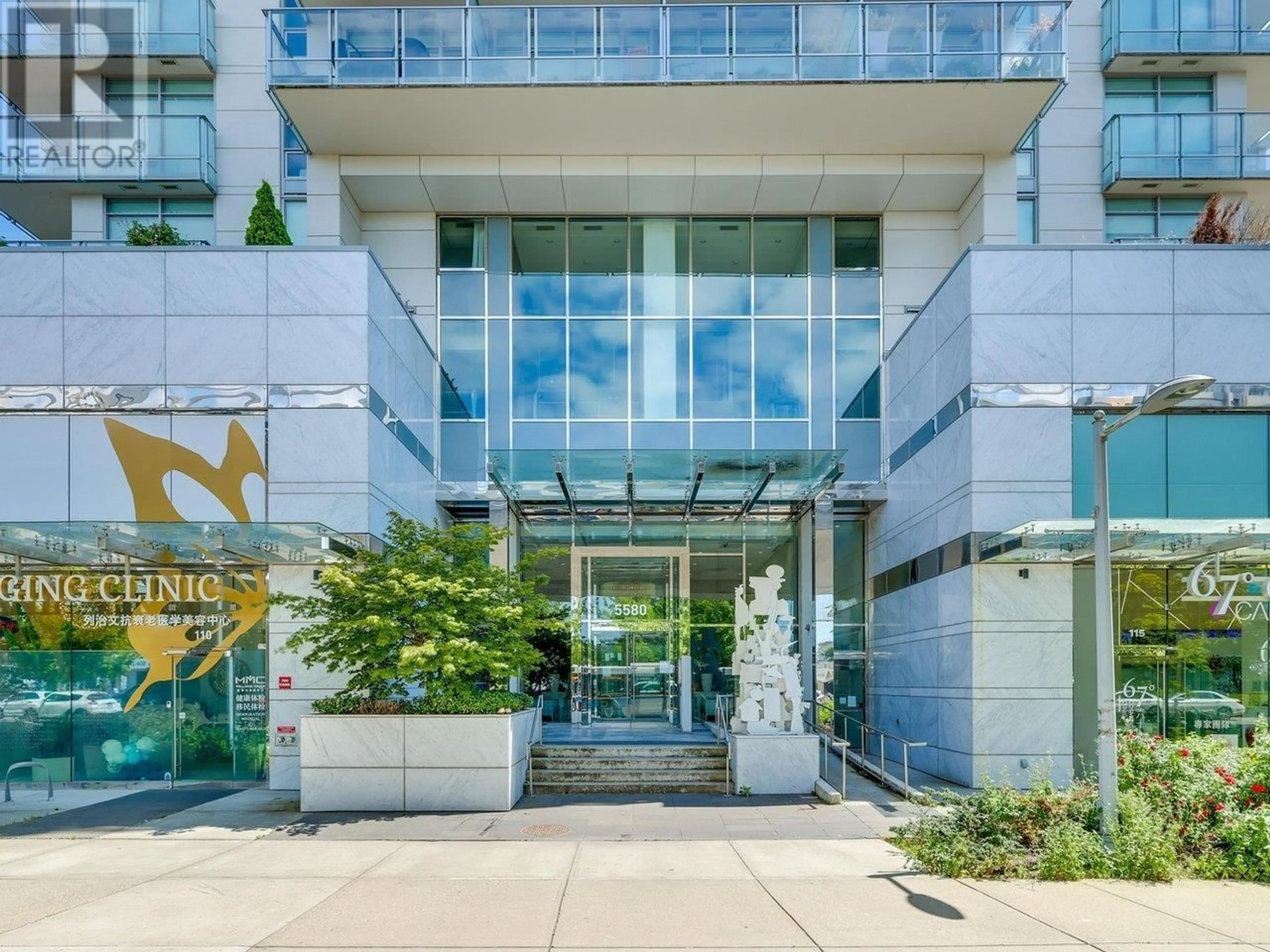 Indoor foyer for 1006 - 5580 NO. 3 ROAD, Richmond British Columbia V6X0R8