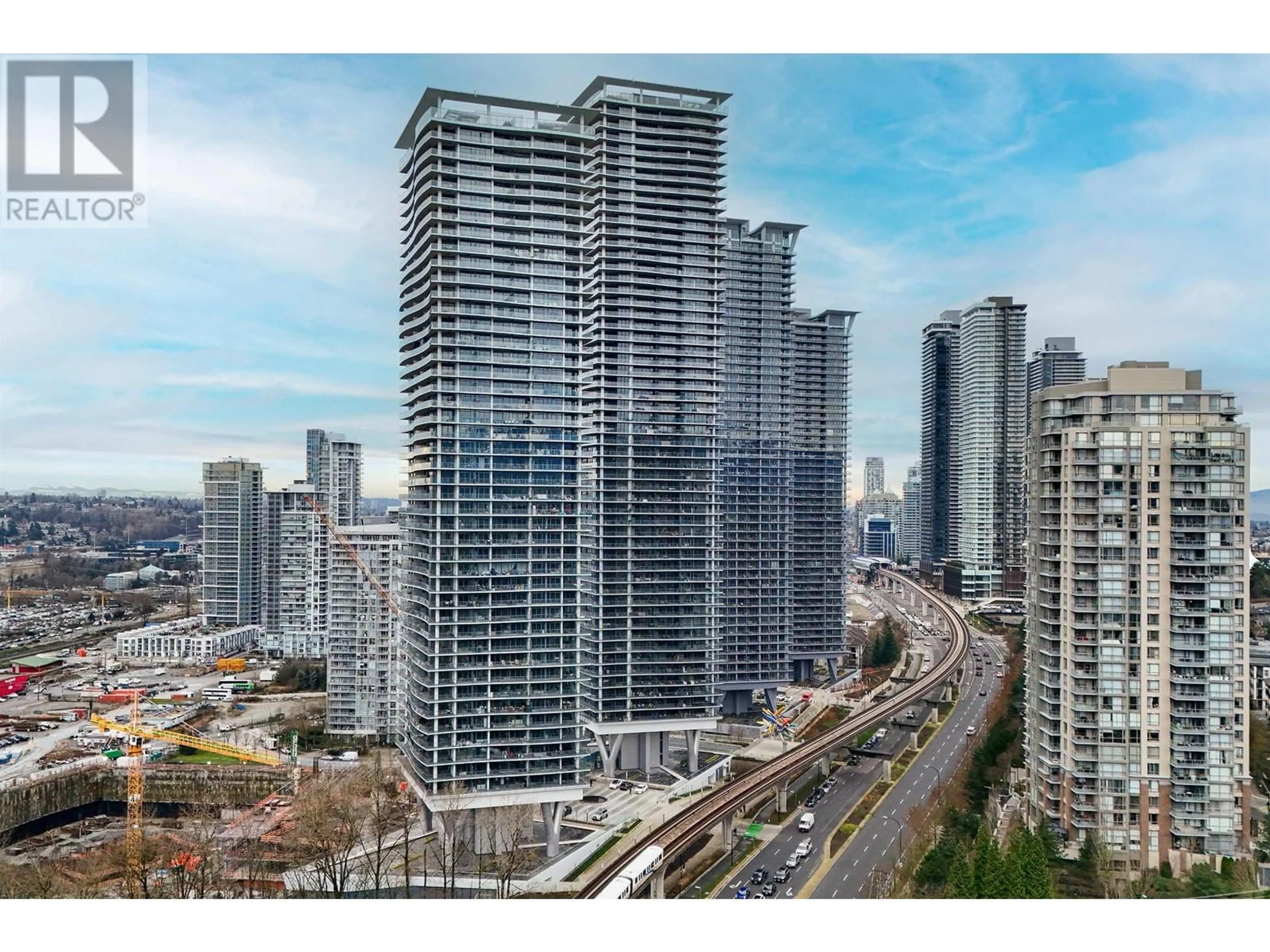 A pic from outside/outdoor area/front of a property/back of a property/a pic from drone, city buildings view from balcony for 3906 4890 LOUGHEED HIGHWAY, Burnaby British Columbia V5C0N2