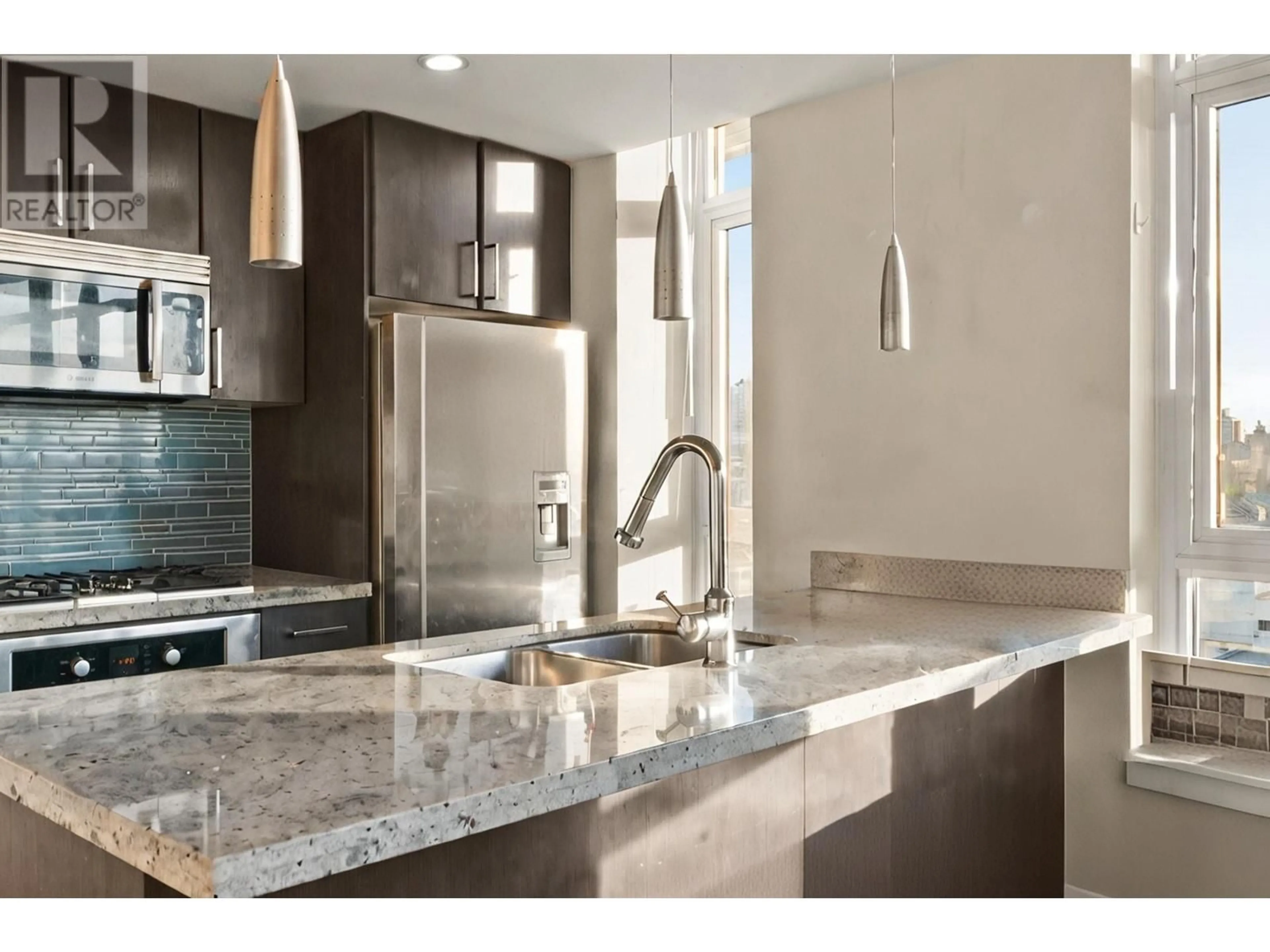 Contemporary kitchen, ceramic/tile floor for 1402 - 89 2ND AVENUE, Vancouver British Columbia V5Y0G9