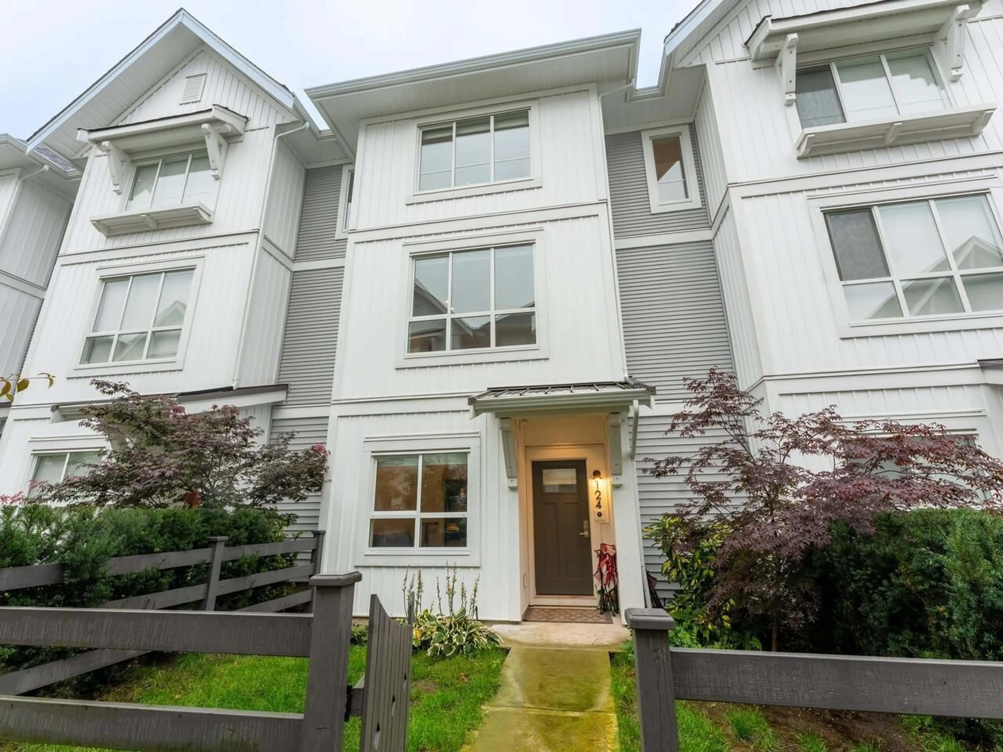 Unknown for 124 - 8335 NELSON, Mission British Columbia V4S0E4