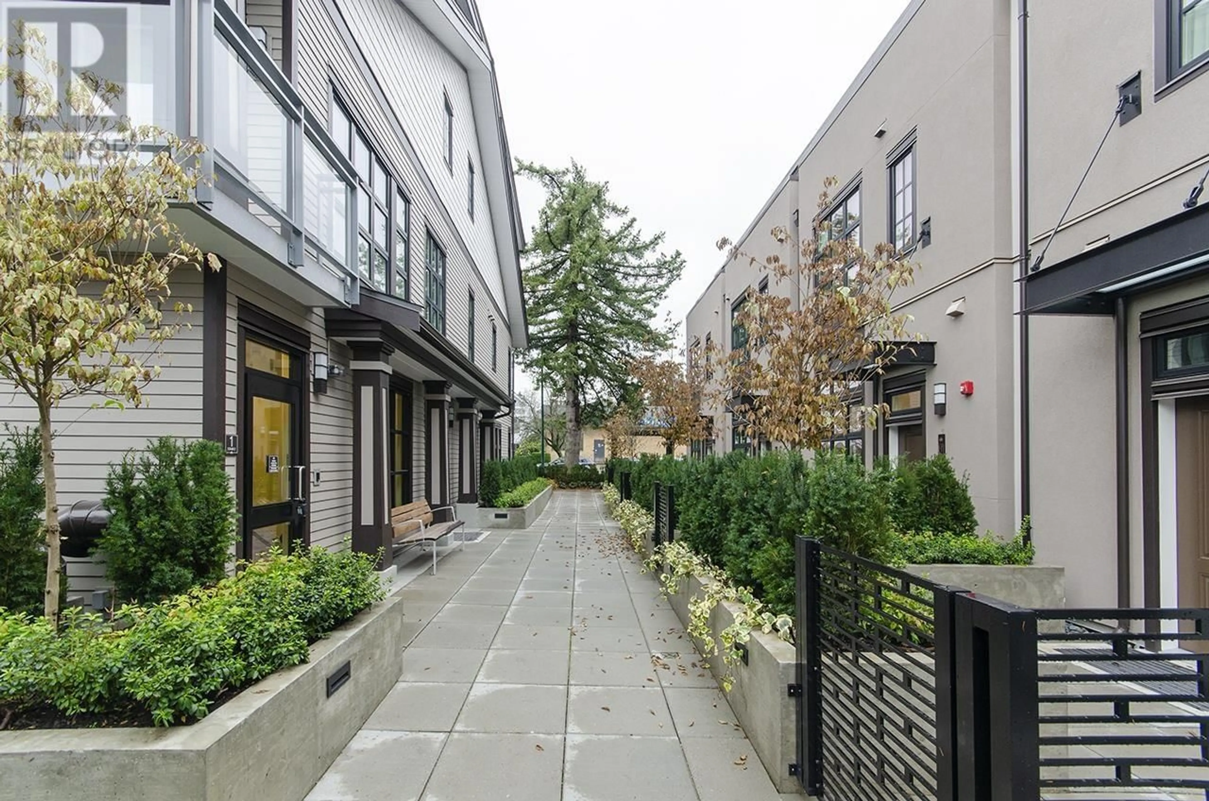 Patio, street for 2793 ALAMEIN AVENUE, Vancouver British Columbia V6L0C2