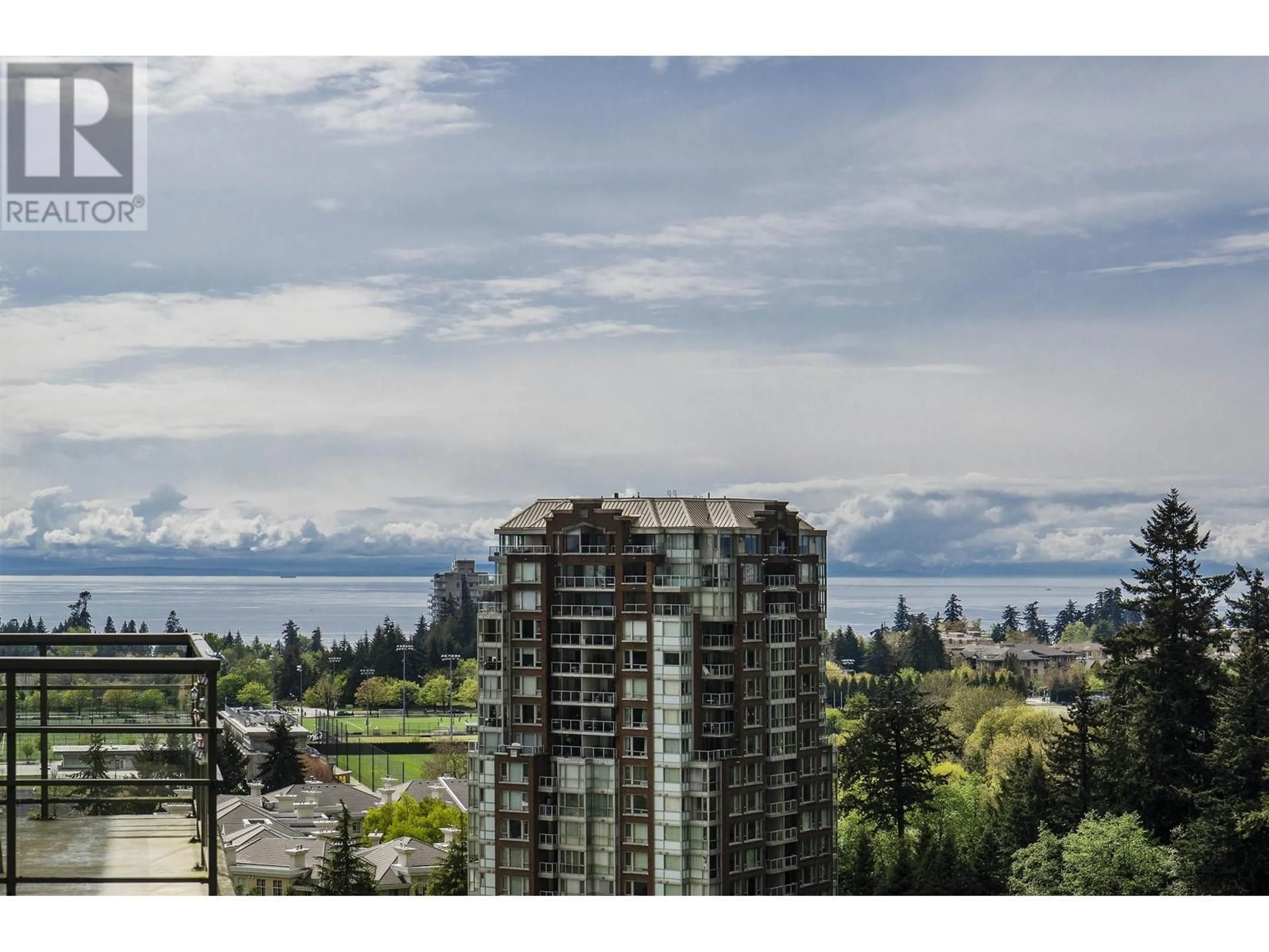 A pic from outside/outdoor area/front of a property/back of a property/a pic from drone, water/lake/river/ocean view for 1703 5639 HAMPTON PLACE, Vancouver British Columbia V6T2H6