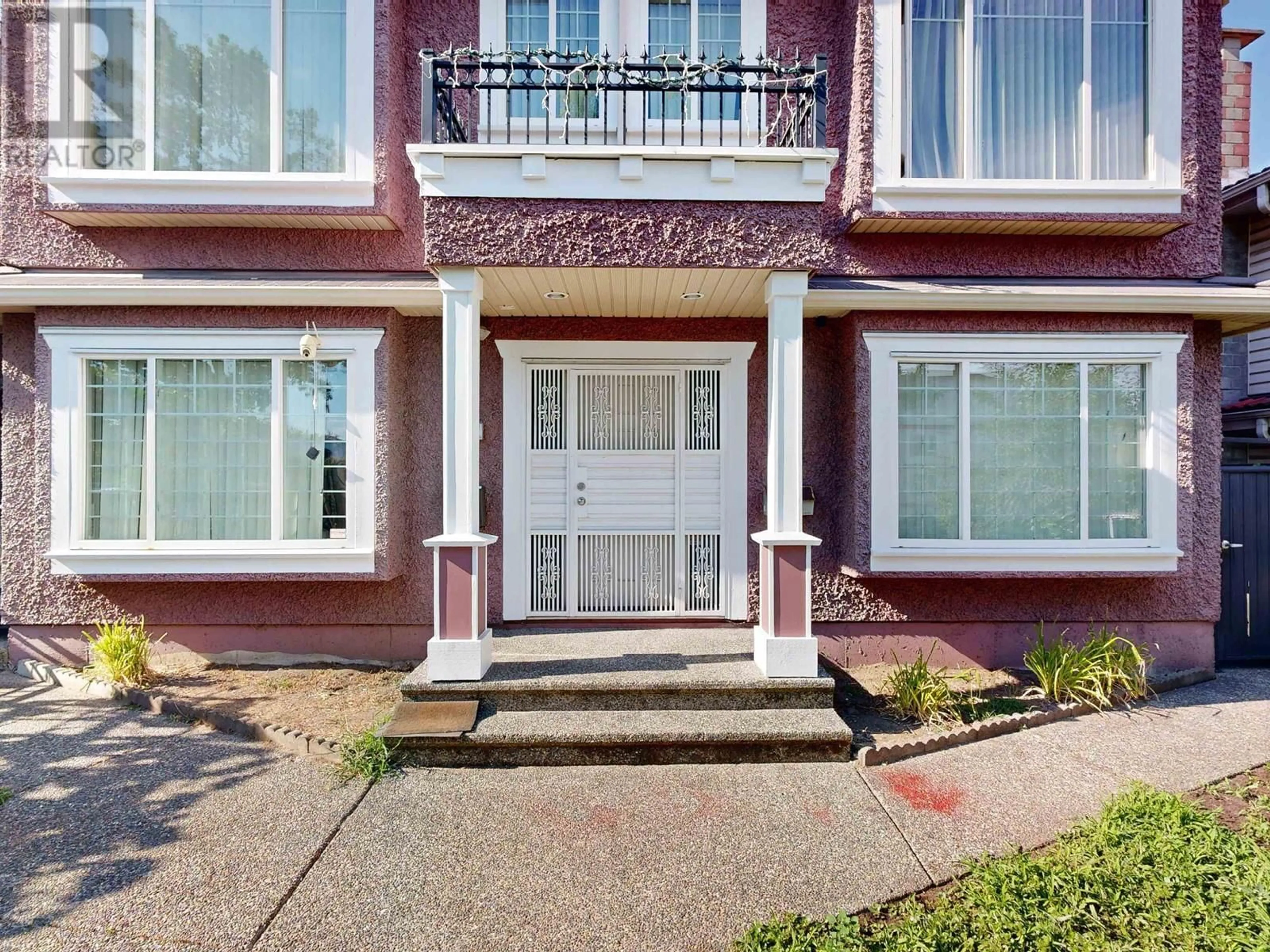 Unknown for 3685 E 22ND AVENUE, Vancouver British Columbia V5M2Z8