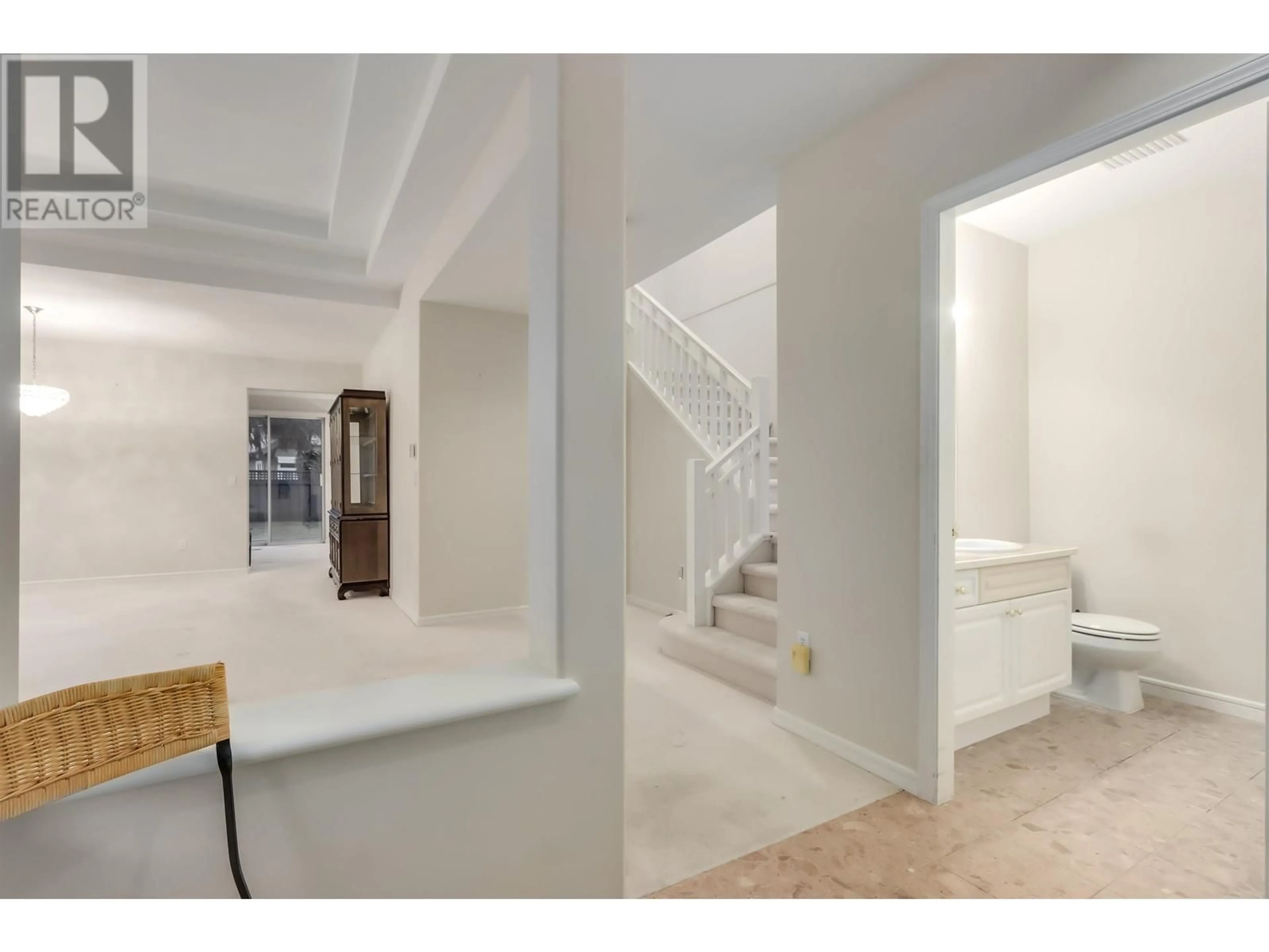 Indoor foyer for 43 - 3555 WESTMINSTER HIGHWAY, Richmond British Columbia V7C5P6