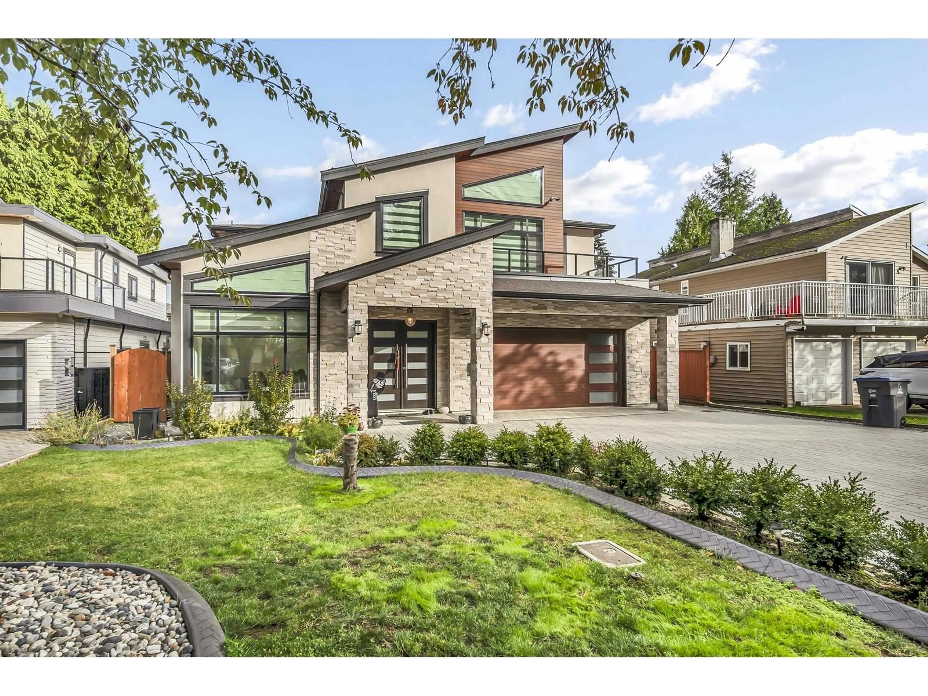 Home with brick exterior material, street for 6474 131A STREET, Surrey British Columbia V3W7P4