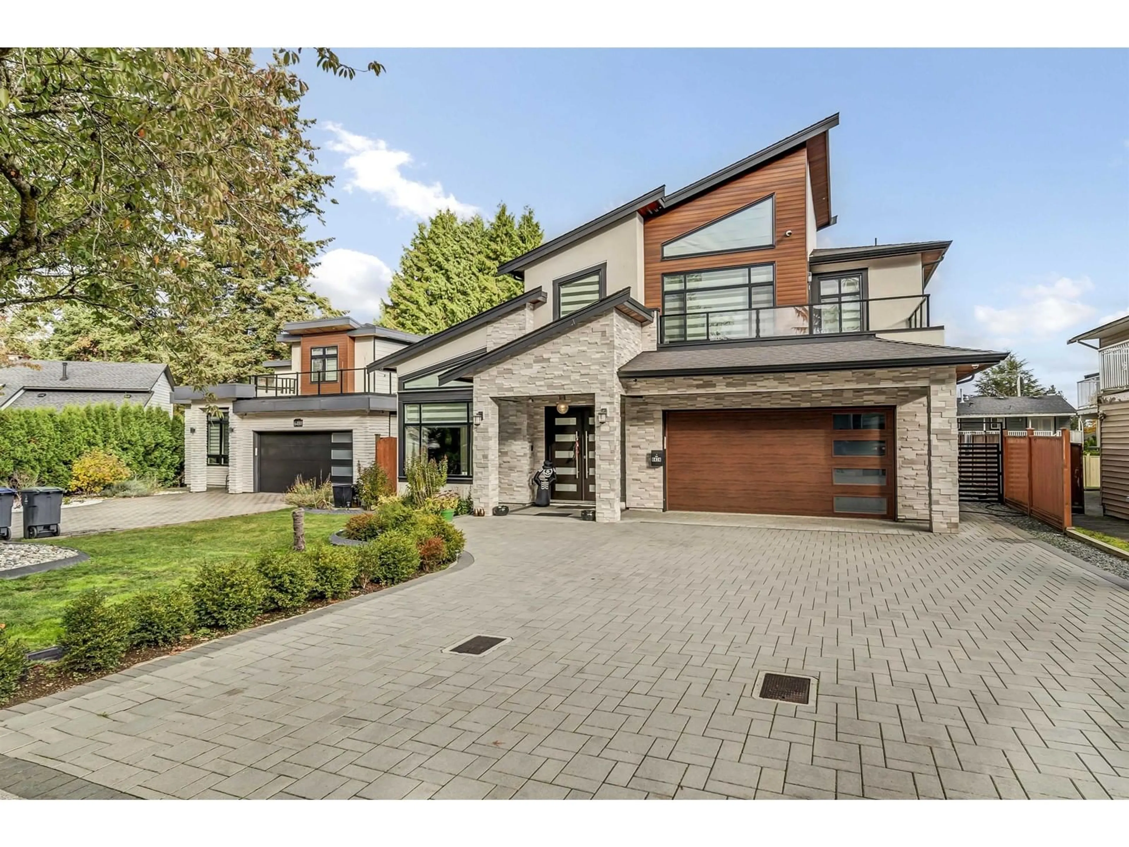 Home with brick exterior material, street for 6474 131A STREET, Surrey British Columbia V3W7P4