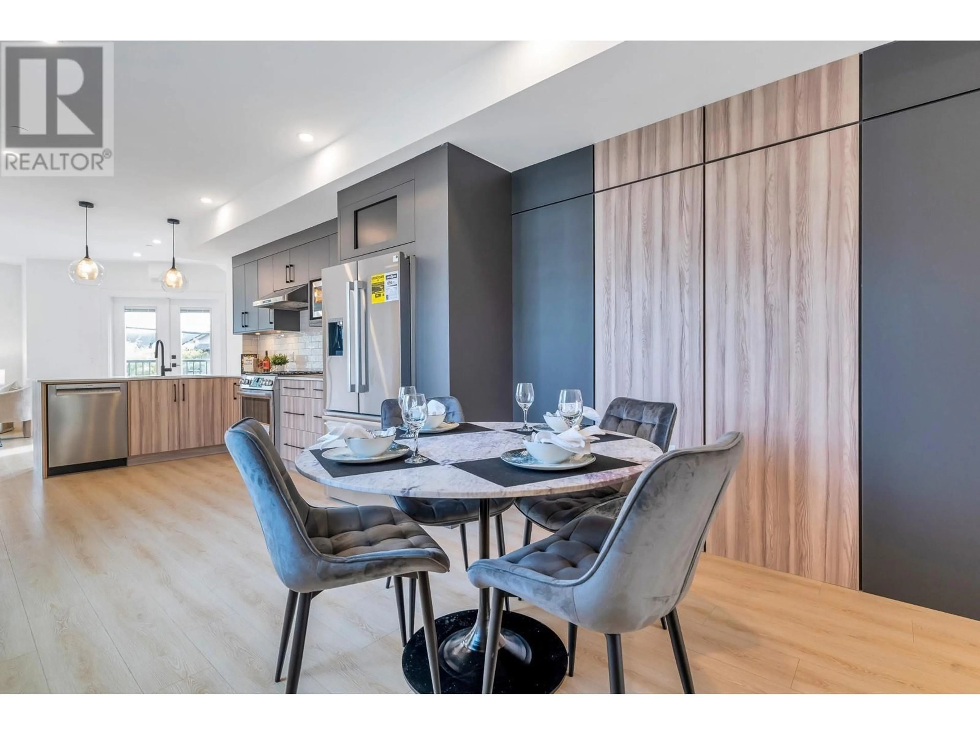 Dining room, wood/laminate floor for 5 - 4829 48 AVENUE, Ladner British Columbia V4K1V2