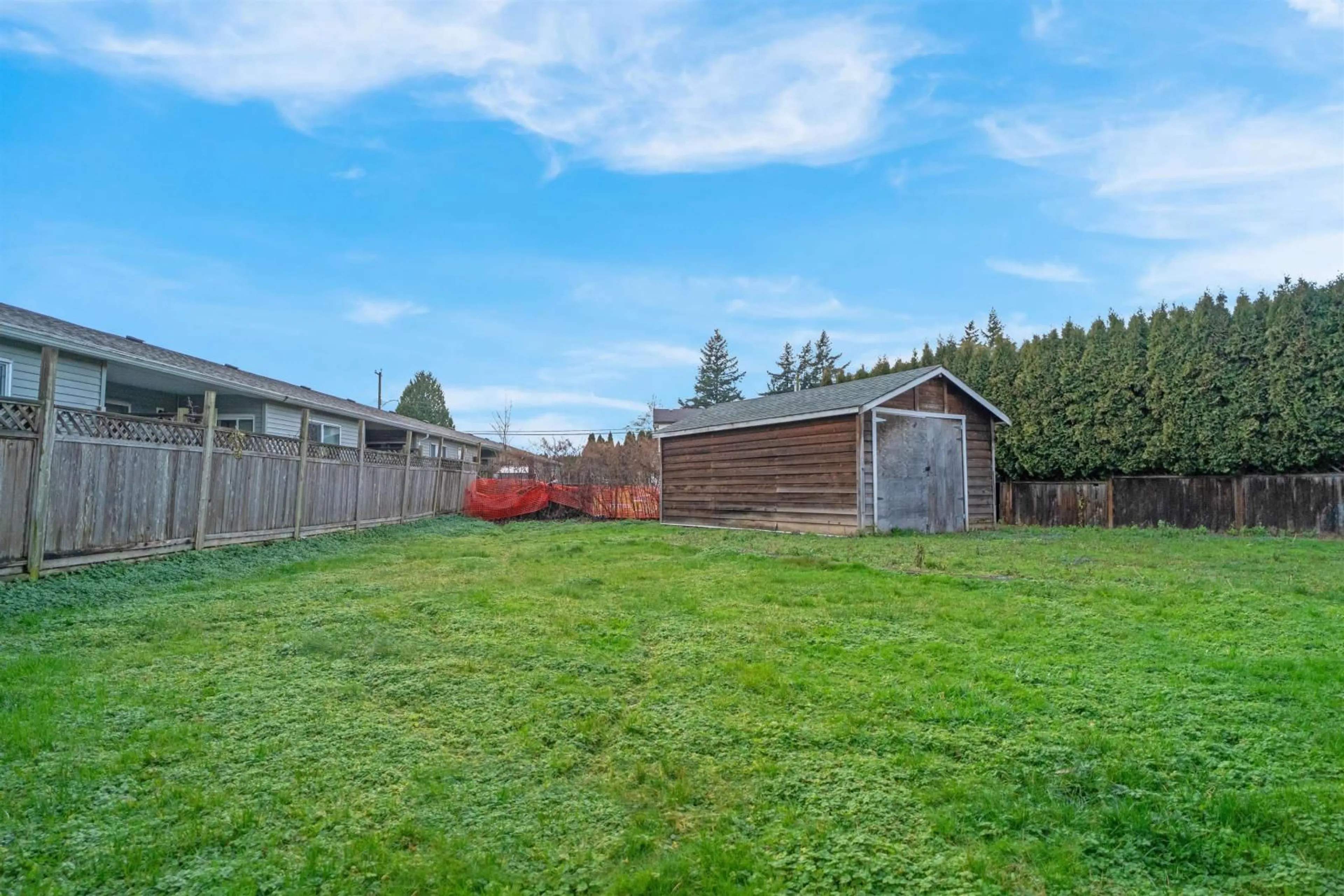 Shed for 9127 ARMITAGE STREET|Chilliwack Proper E, Chilliwack British Columbia V2P6R6