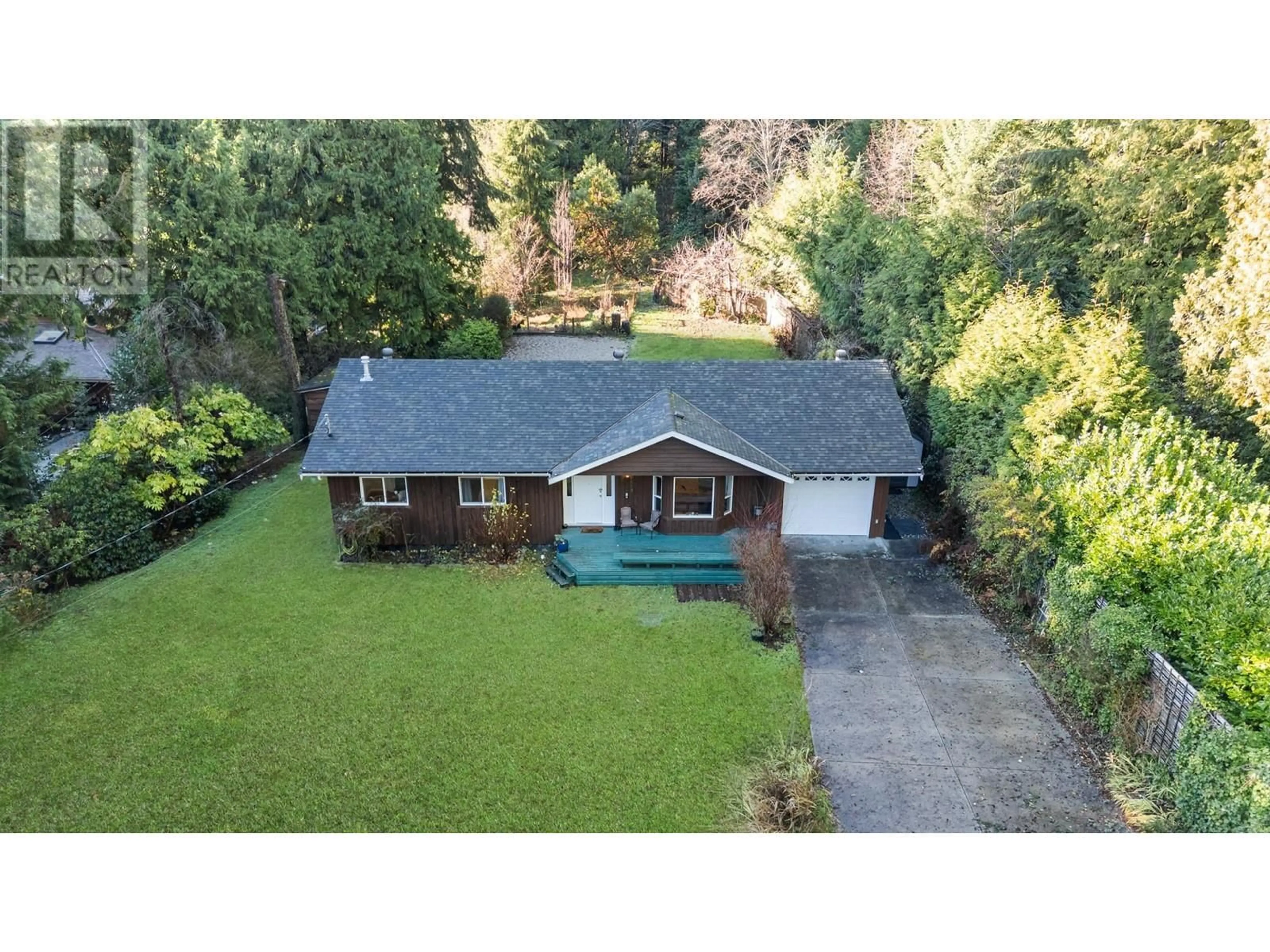 A pic from outside/outdoor area/front of a property/back of a property/a pic from drone, unknown for 1559 PARK AVENUE, Roberts Creek British Columbia V0N2W2