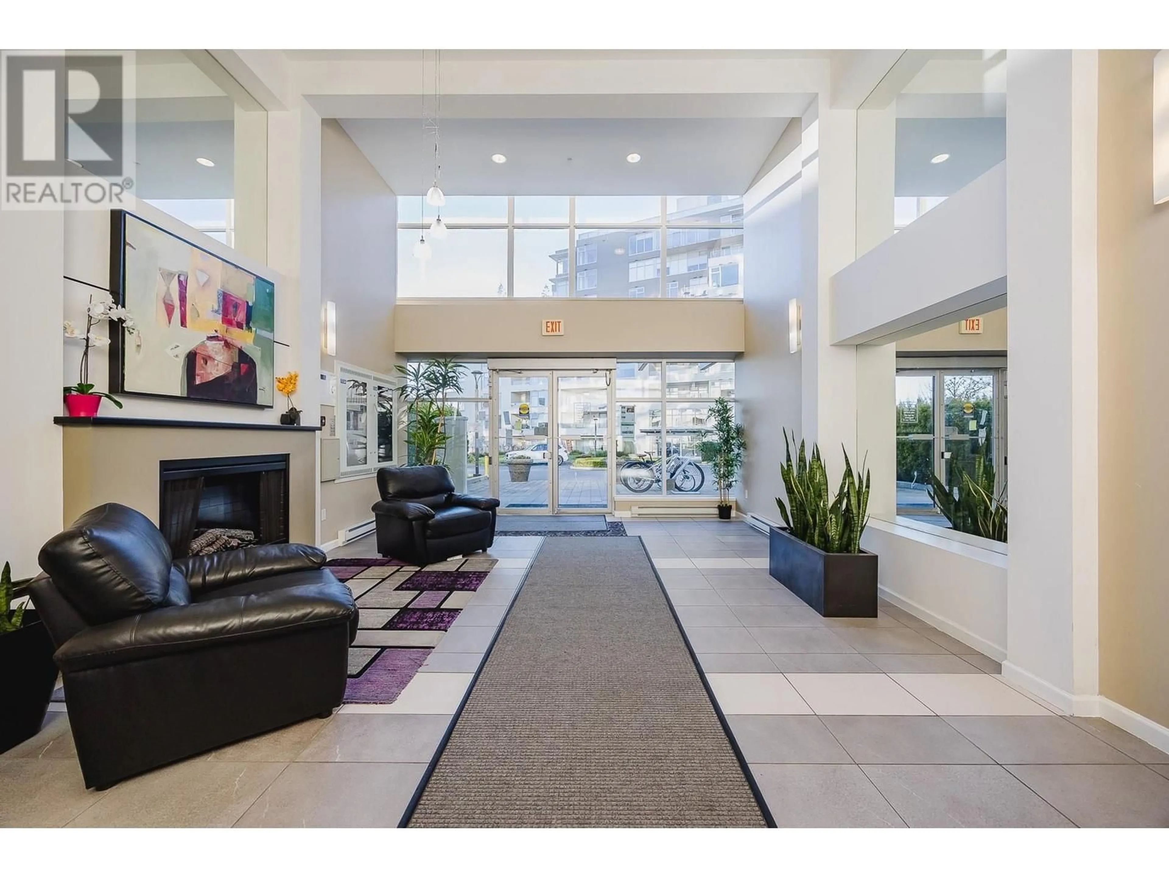 Lobby for 202 - 9288 UNIVERSITY CRESCENT, Burnaby British Columbia V5A4X7