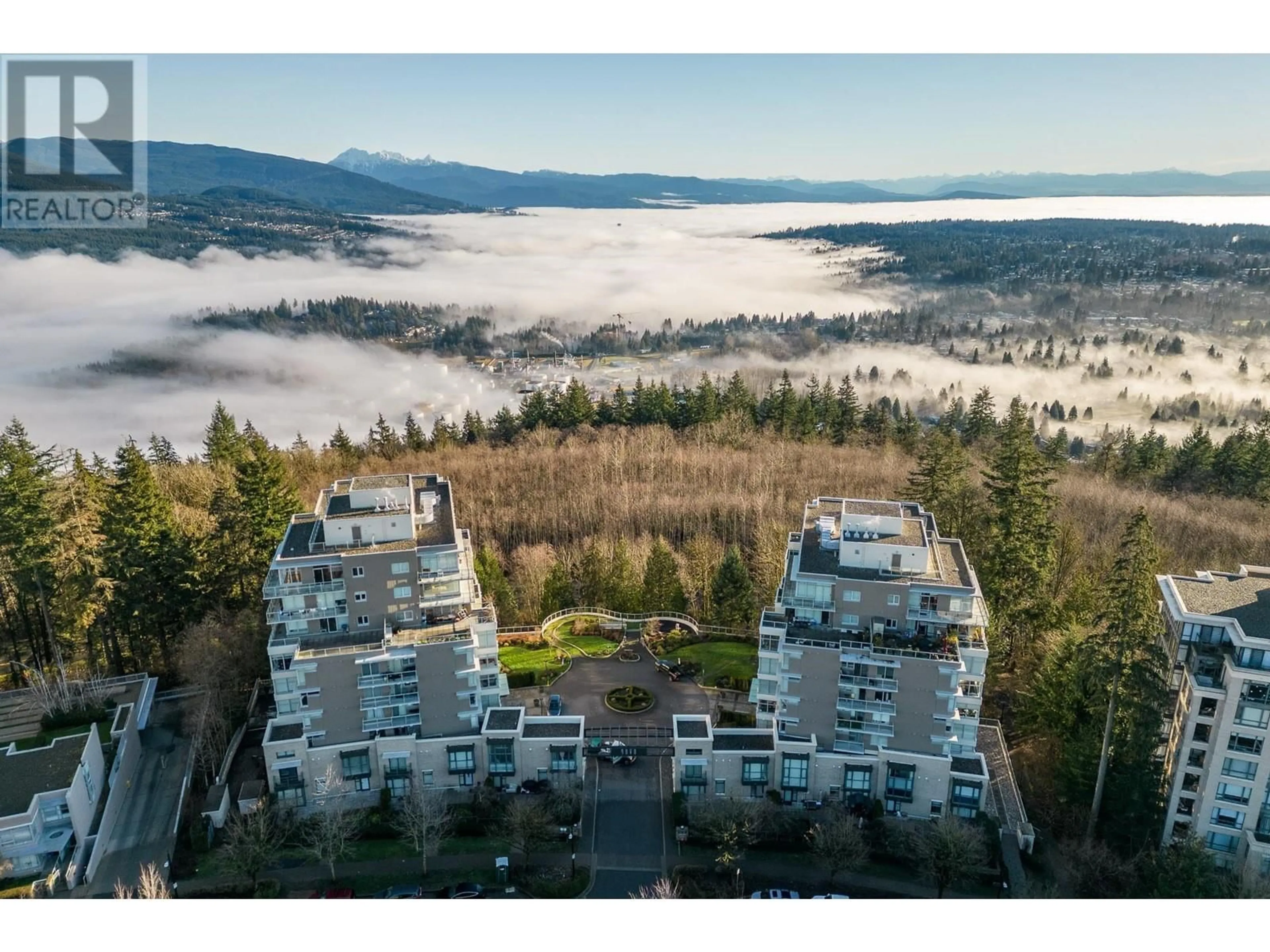 A pic from outside/outdoor area/front of a property/back of a property/a pic from drone, mountain view for 202 9288 UNIVERSITY CRESCENT, Burnaby British Columbia V5A4X7