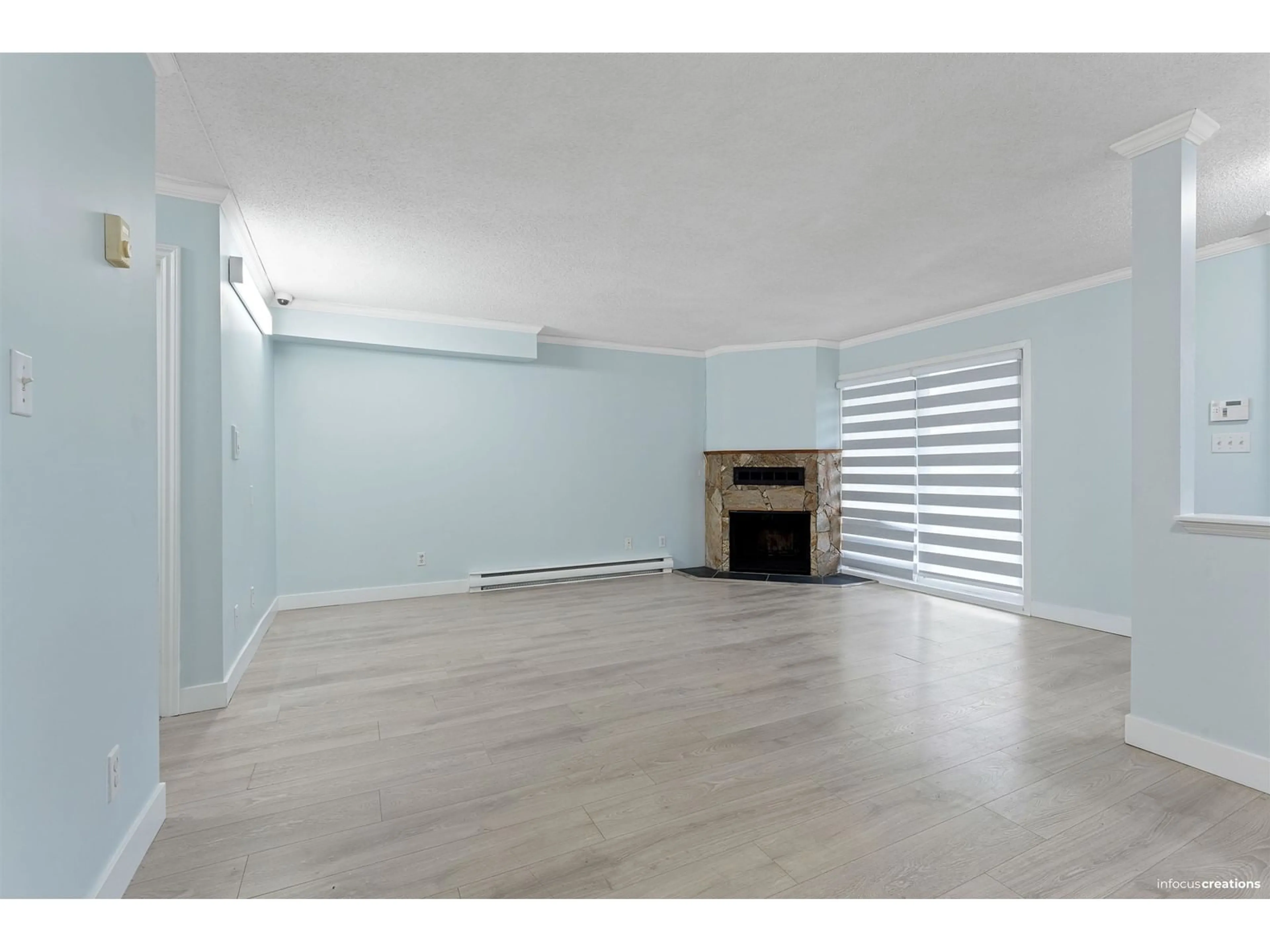 A pic of a room for 103 7150 133 STREET, Surrey British Columbia V3W7Z7