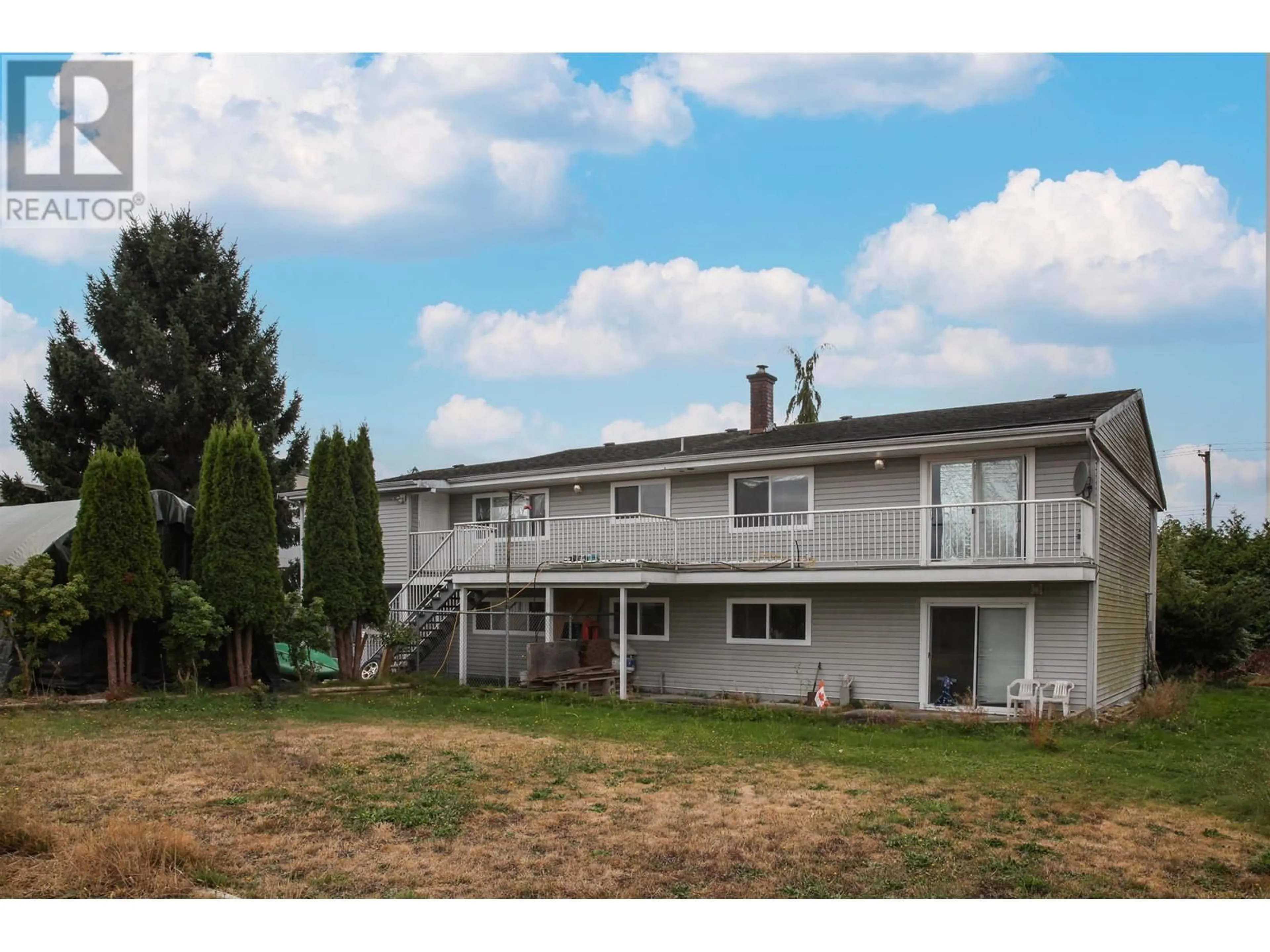 A pic from outside/outdoor area/front of a property/back of a property/a pic from drone, mountain view for 9420 NO. 6 ROAD, Richmond British Columbia V6W1E4