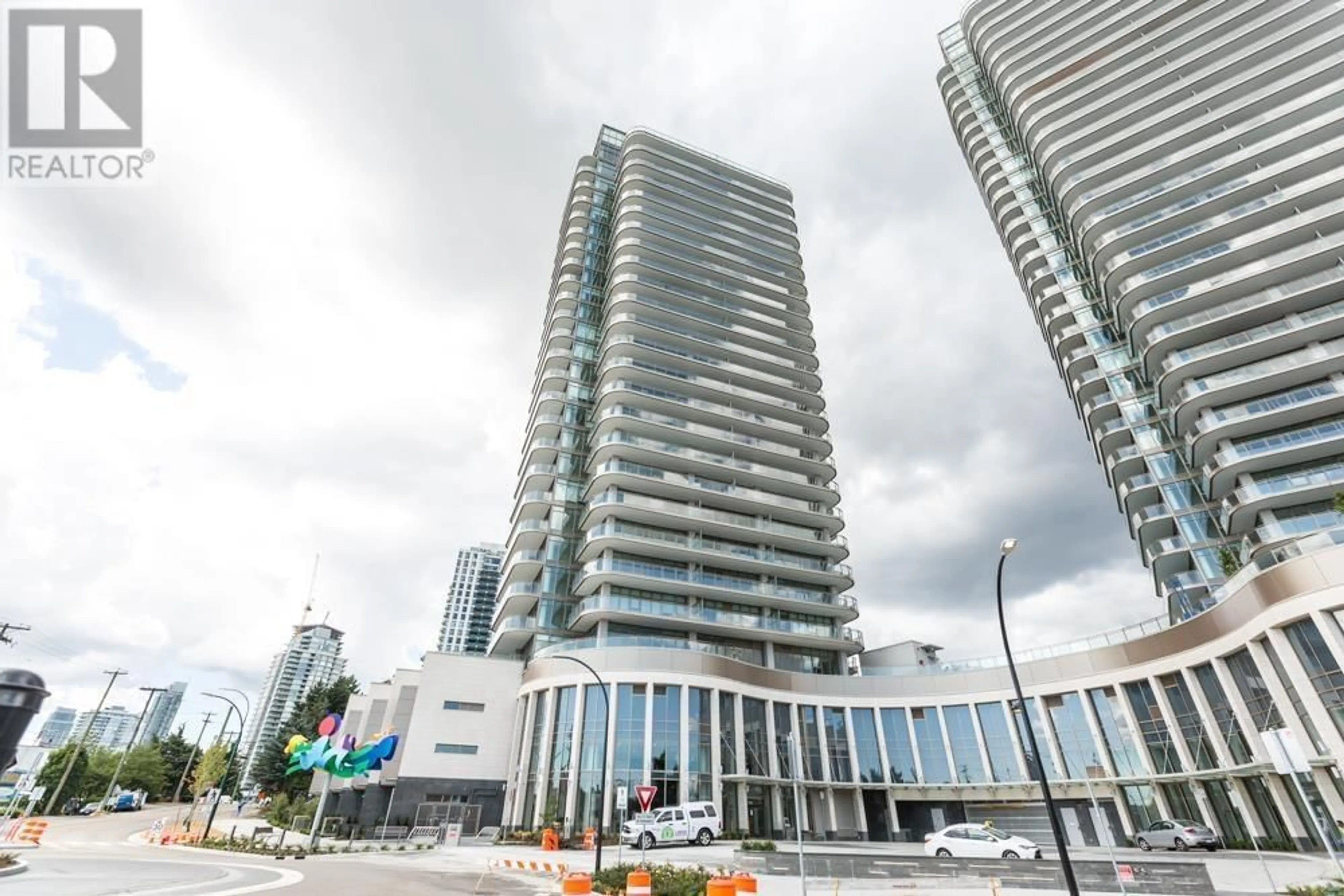 Unknown for 501 - 5311 GORING STREET, Burnaby British Columbia V5B0B5