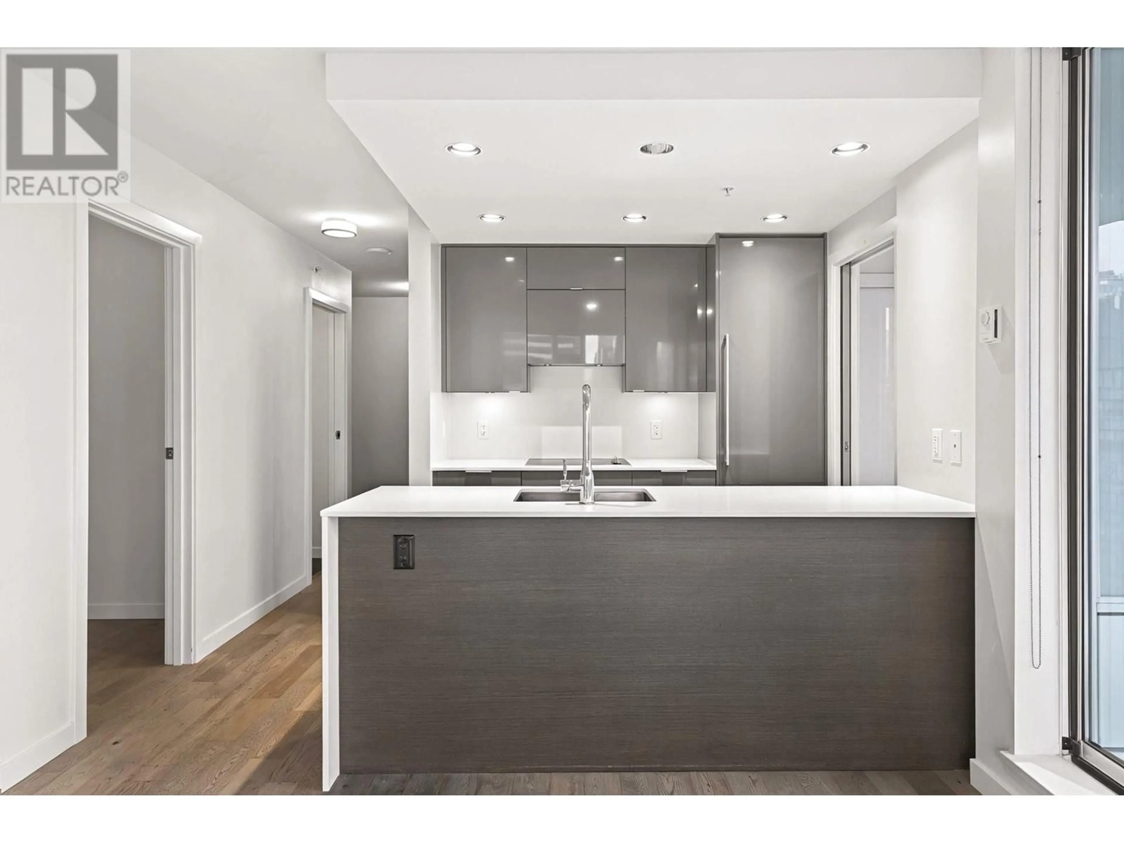 Unknown for 1608 - 161 GEORGIA STREET, Vancouver British Columbia V6B0K9