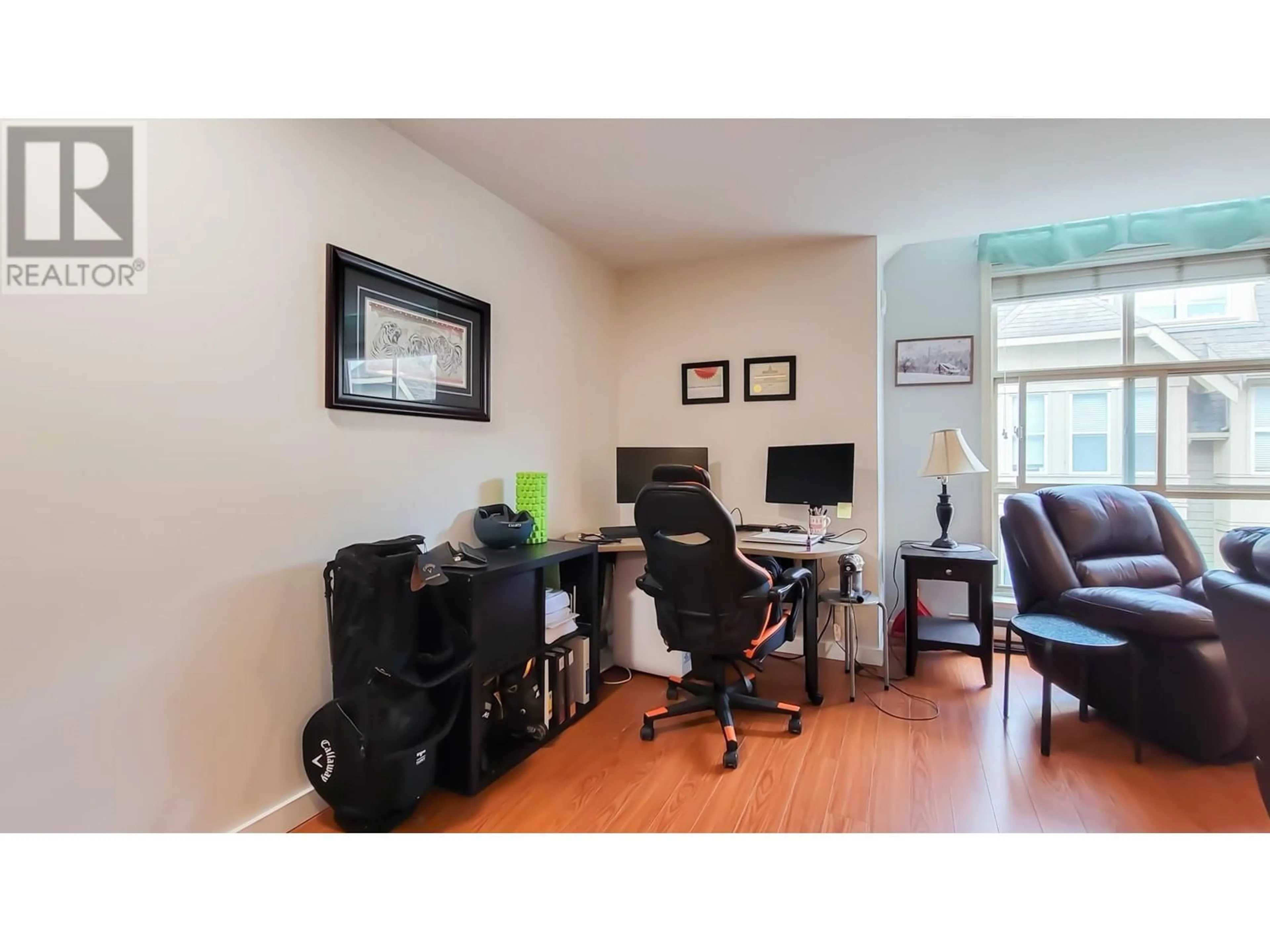 A pic of a room for 21 - 2378 RINDALL AVENUE, Port Coquitlam British Columbia V3C1V2