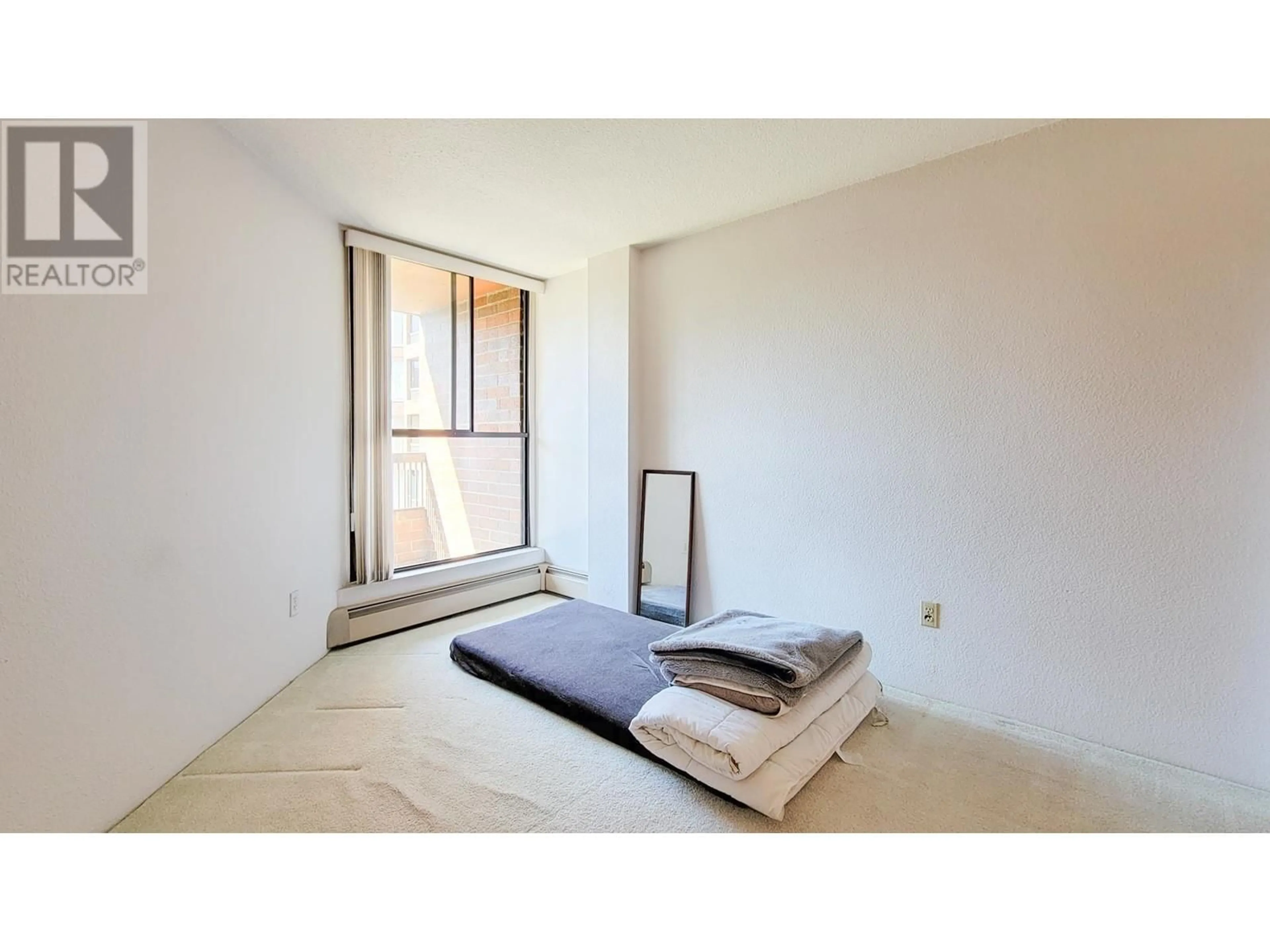 A pic of a room for 512 - 950 DRAKE STREET, Vancouver British Columbia V6Z2B9