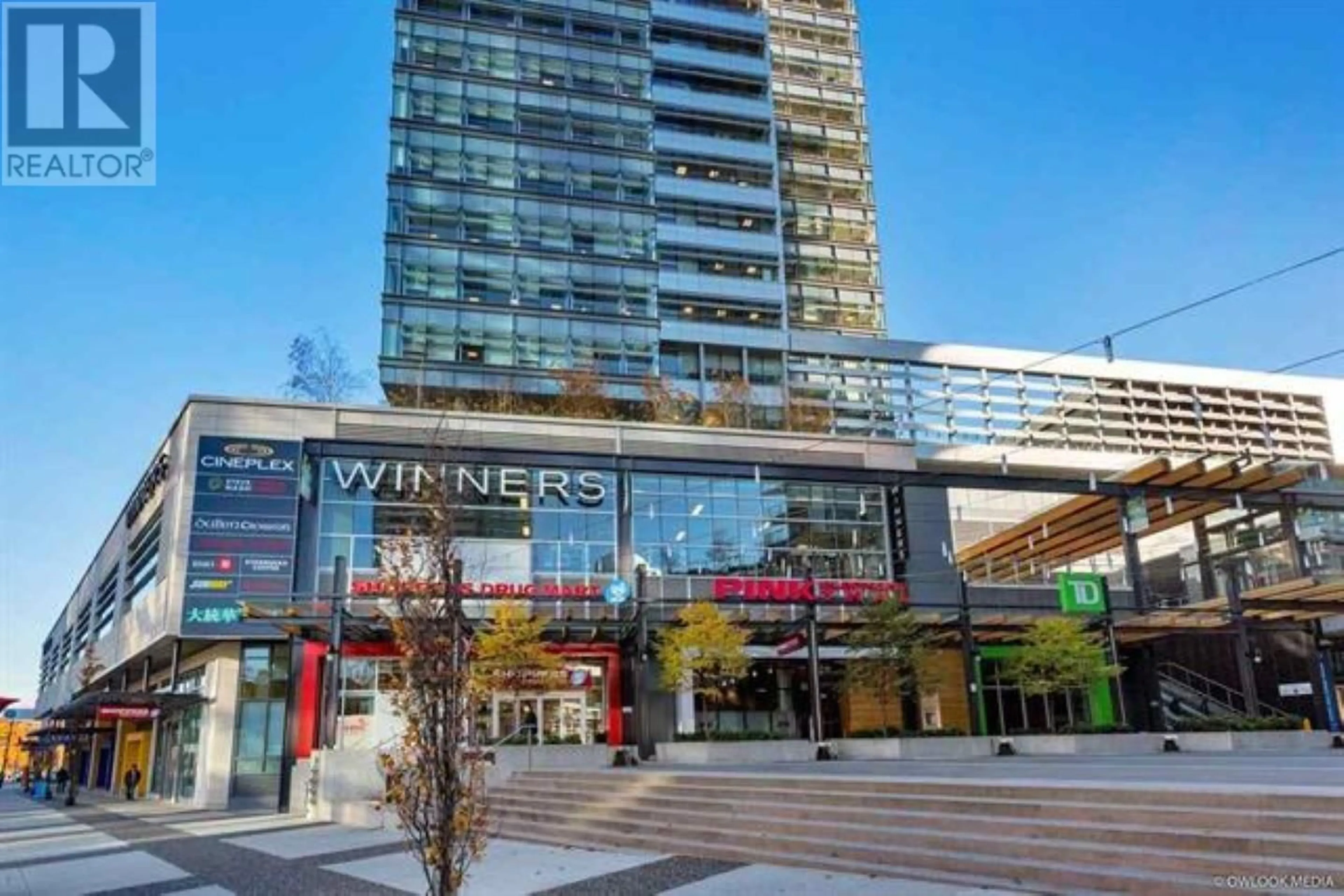 Indoor foyer for 1503 488 SW MARINE DRIVE, Vancouver British Columbia V5X0C6