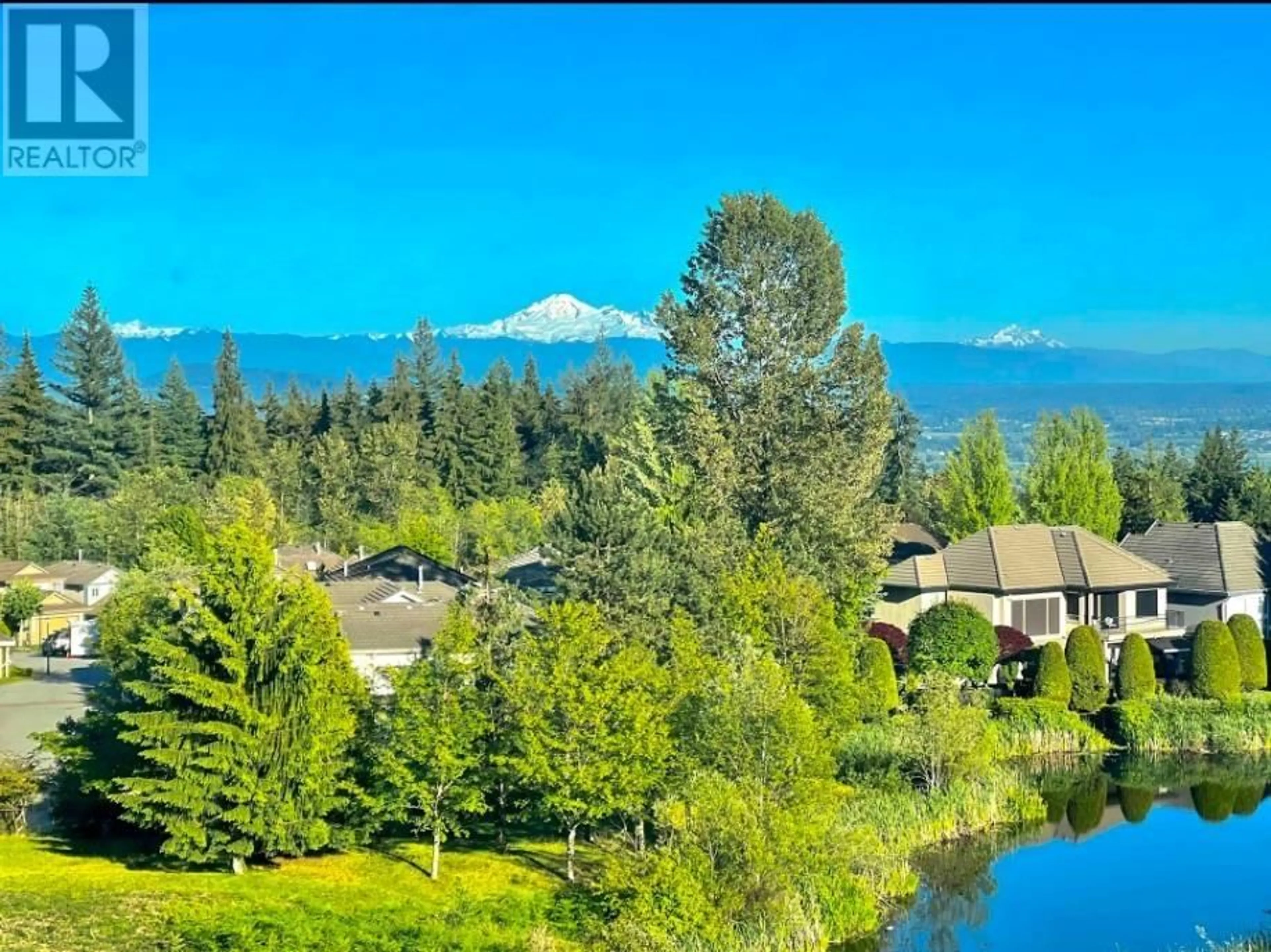 A pic from outside/outdoor area/front of a property/back of a property/a pic from drone, water/lake/river/ocean view for 3235 CHARTWELL LANE, Coquitlam British Columbia V3E3N1