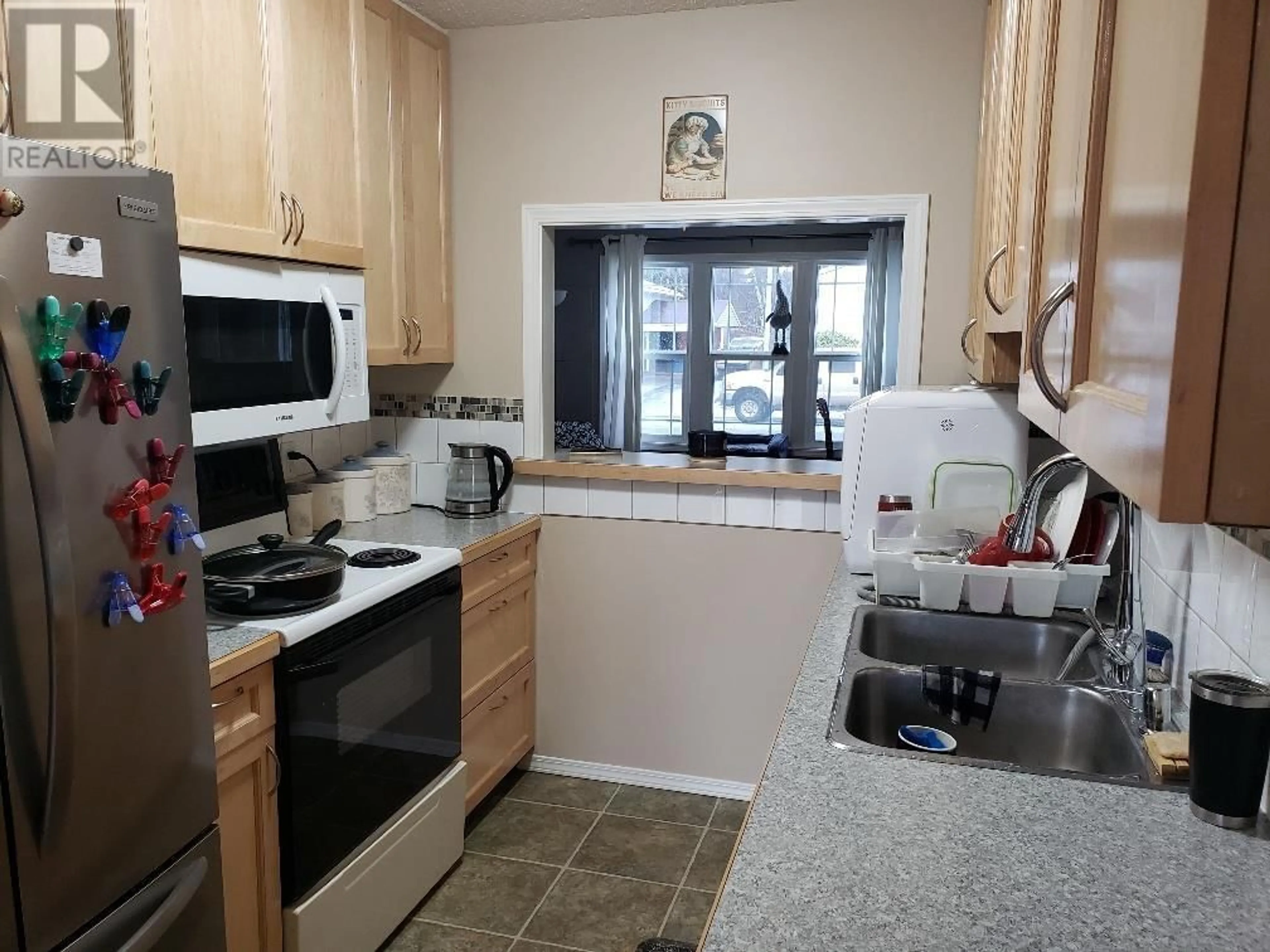 Standard kitchen, unknown for 4705 WEBER AVENUE, Terrace British Columbia V8G4E5