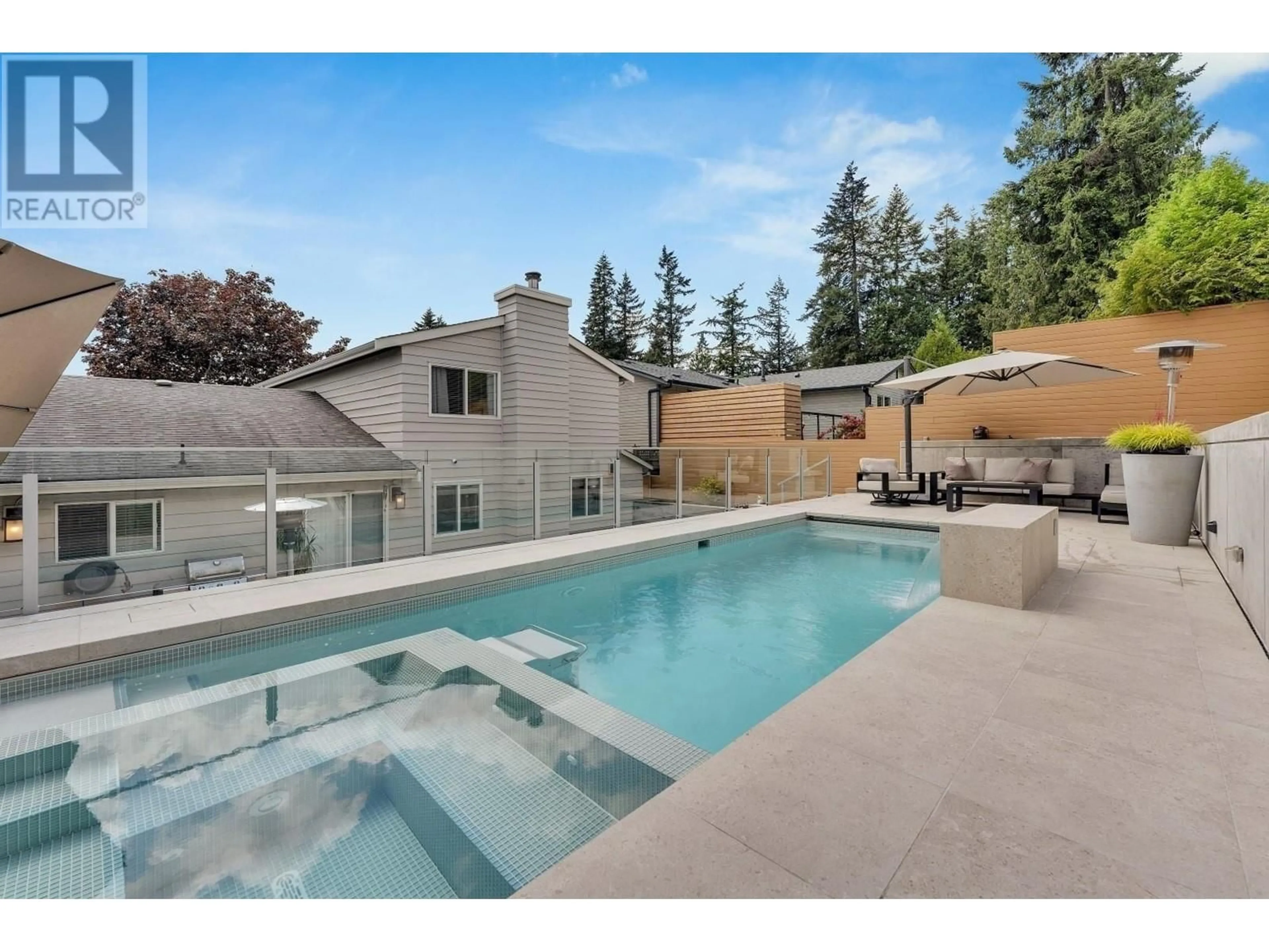 Pool for 1209 CYPRESS PLACE, Port Moody British Columbia V3H3Y7