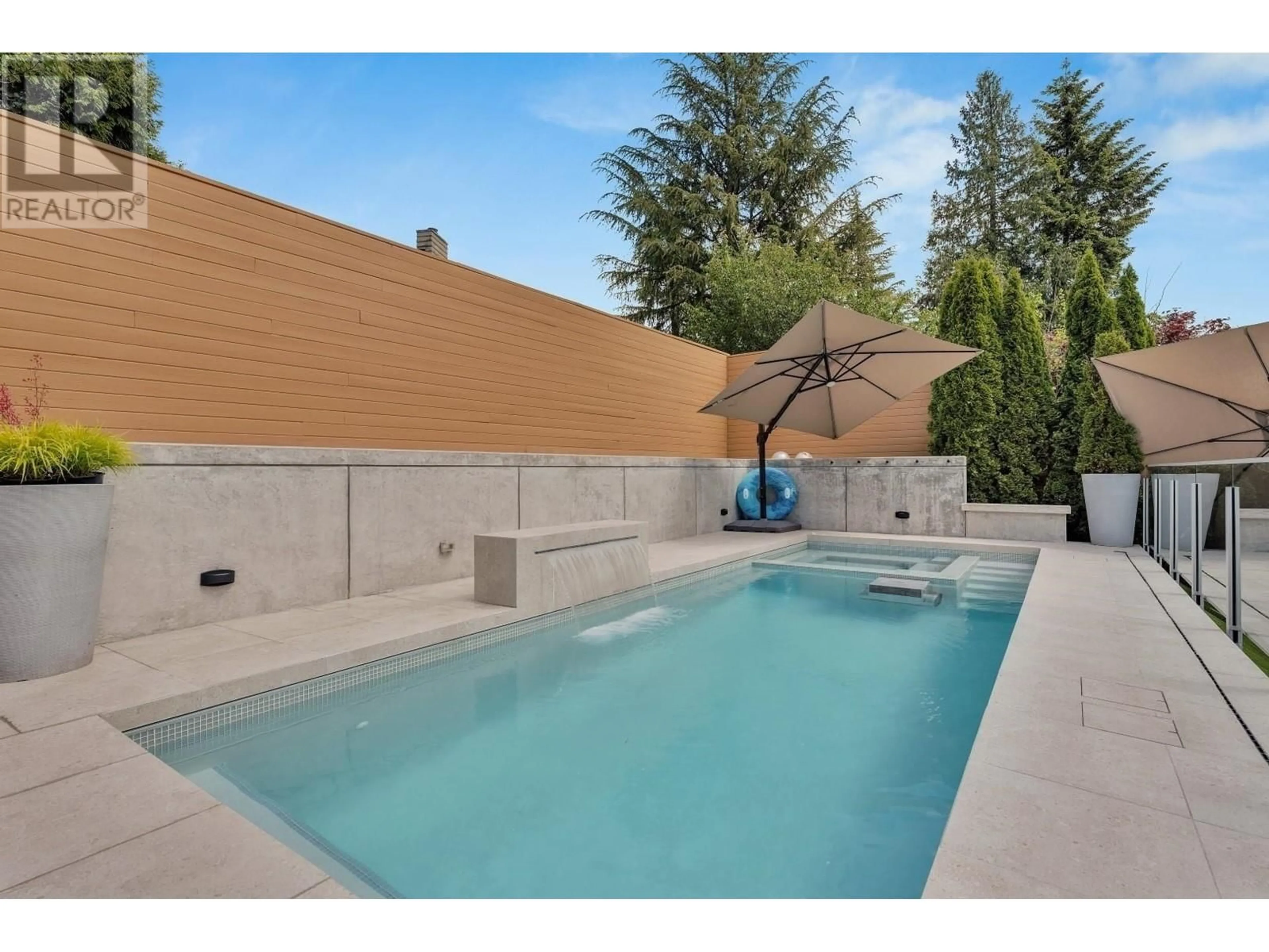 Pool for 1209 CYPRESS PLACE, Port Moody British Columbia V3H3Y7