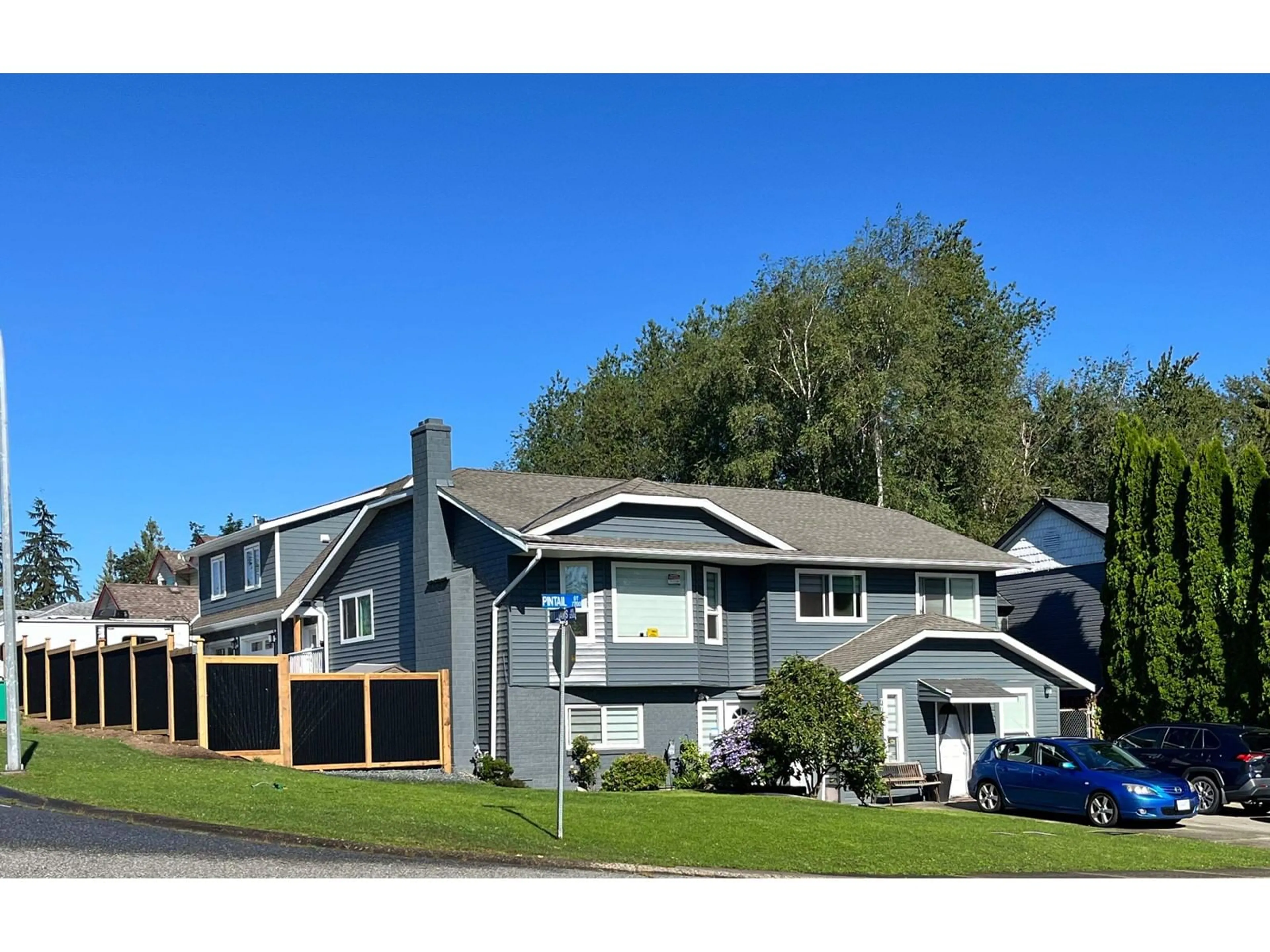 Home with vinyl exterior material, mountain view for 7707 PINTAIL STREET, Mission British Columbia V2V6H3