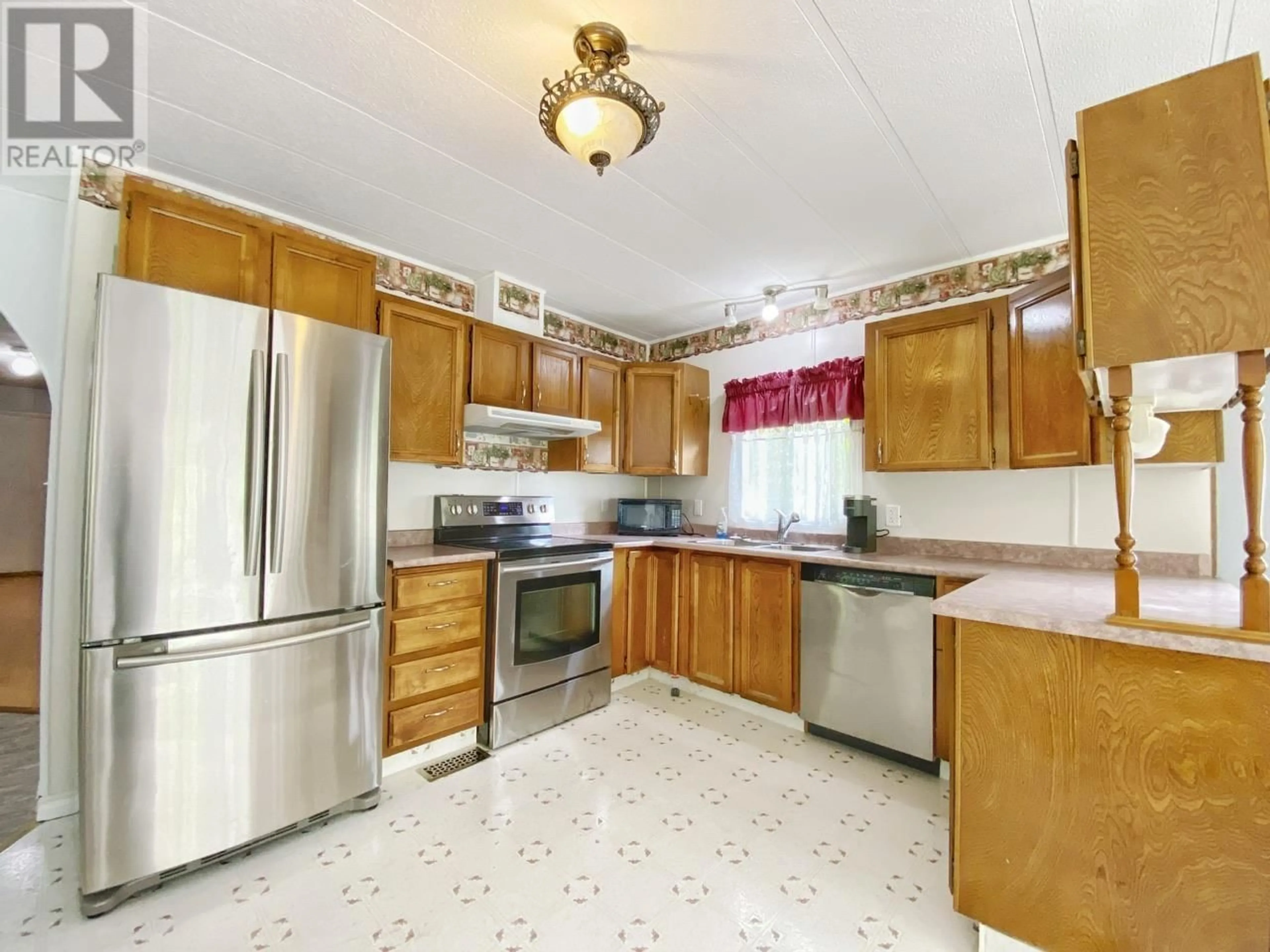 Standard kitchen, unknown for 2140 RICHMOND ROAD, Hazelton British Columbia V0J2J1