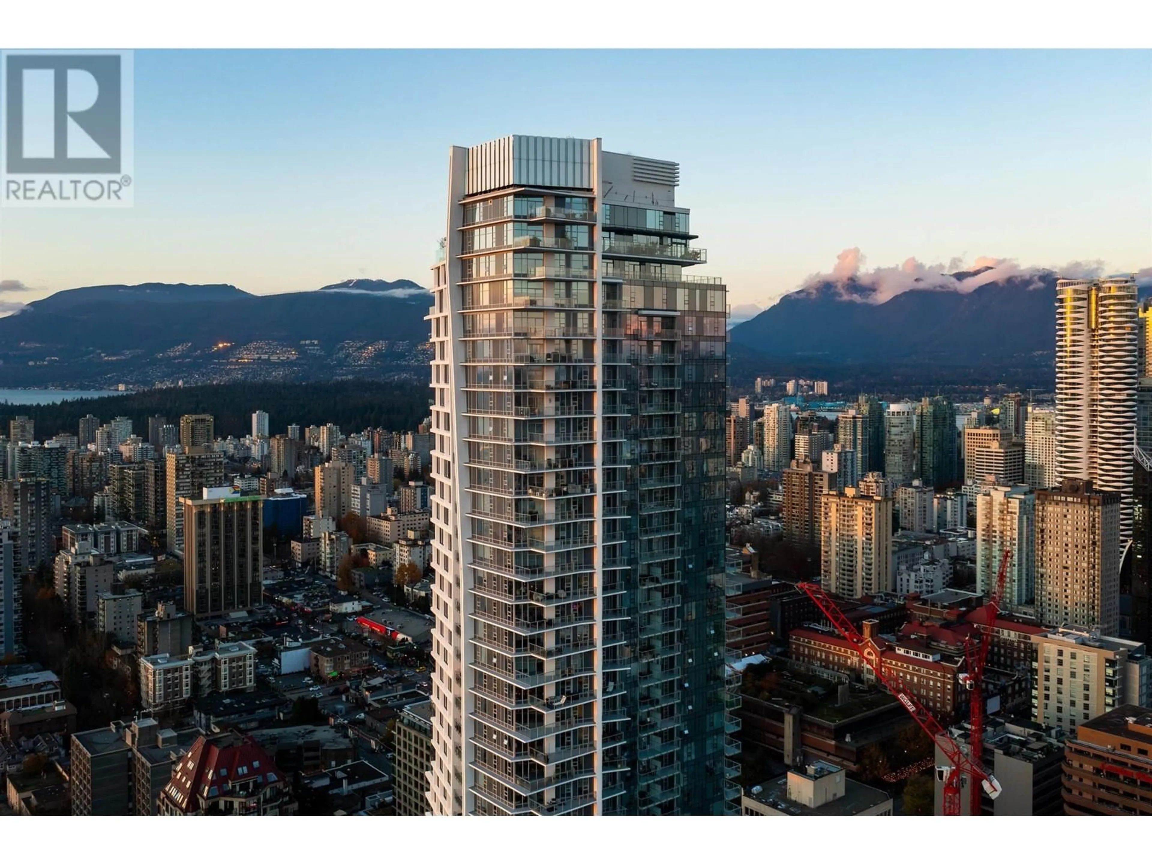 A pic from outside/outdoor area/front of a property/back of a property/a pic from drone, city buildings view from balcony for 3601 1289 HORNBY STREET, Vancouver British Columbia V6Z0G7