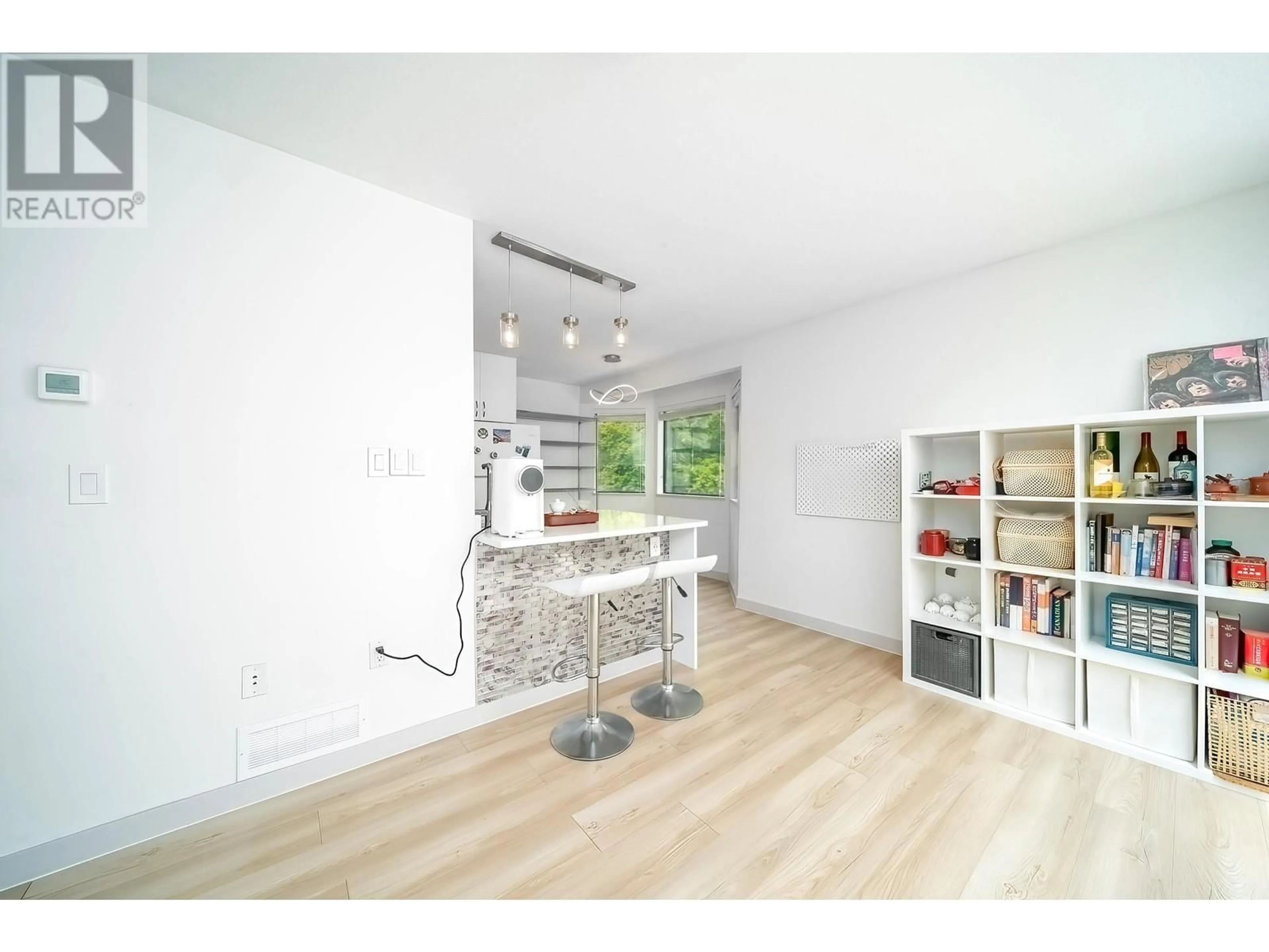 Open concept kitchen, unknown for 8566 FLOWERING PLACE, Burnaby British Columbia V5A4B4