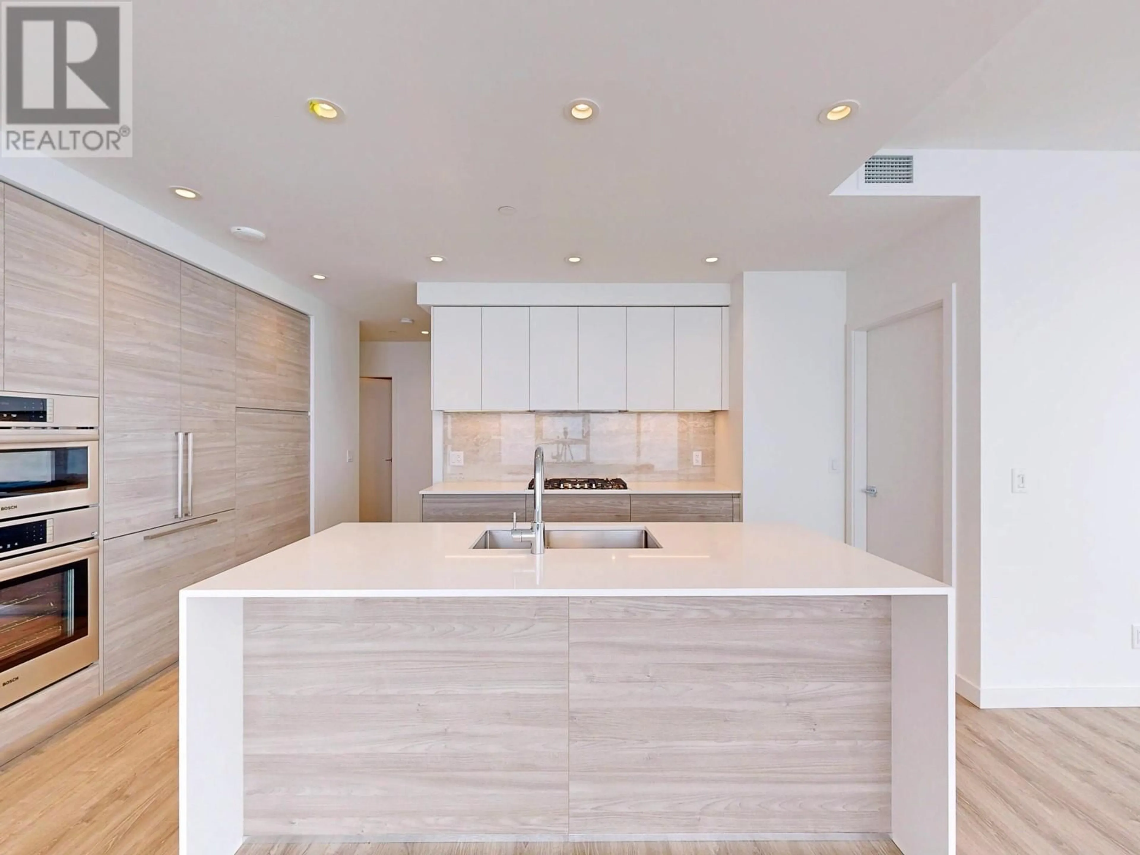 Contemporary kitchen, unknown for 3507 - 680 QUAYSIDE DRIVE, New Westminster British Columbia V6G2Z6