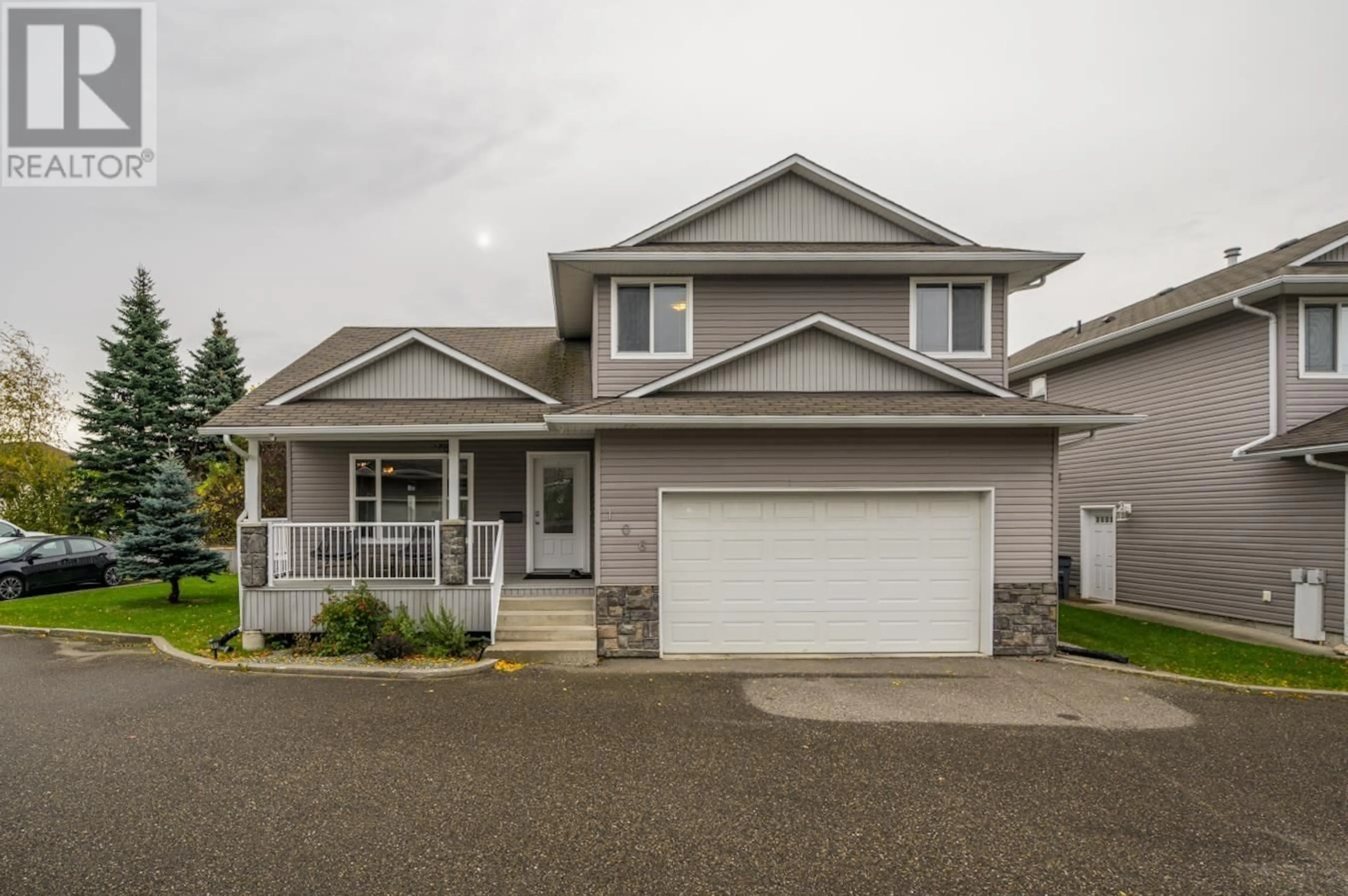 Home with vinyl exterior material, street for 106 7000 SOUTHRIDGE AVENUE, Prince George British Columbia V2N5A3