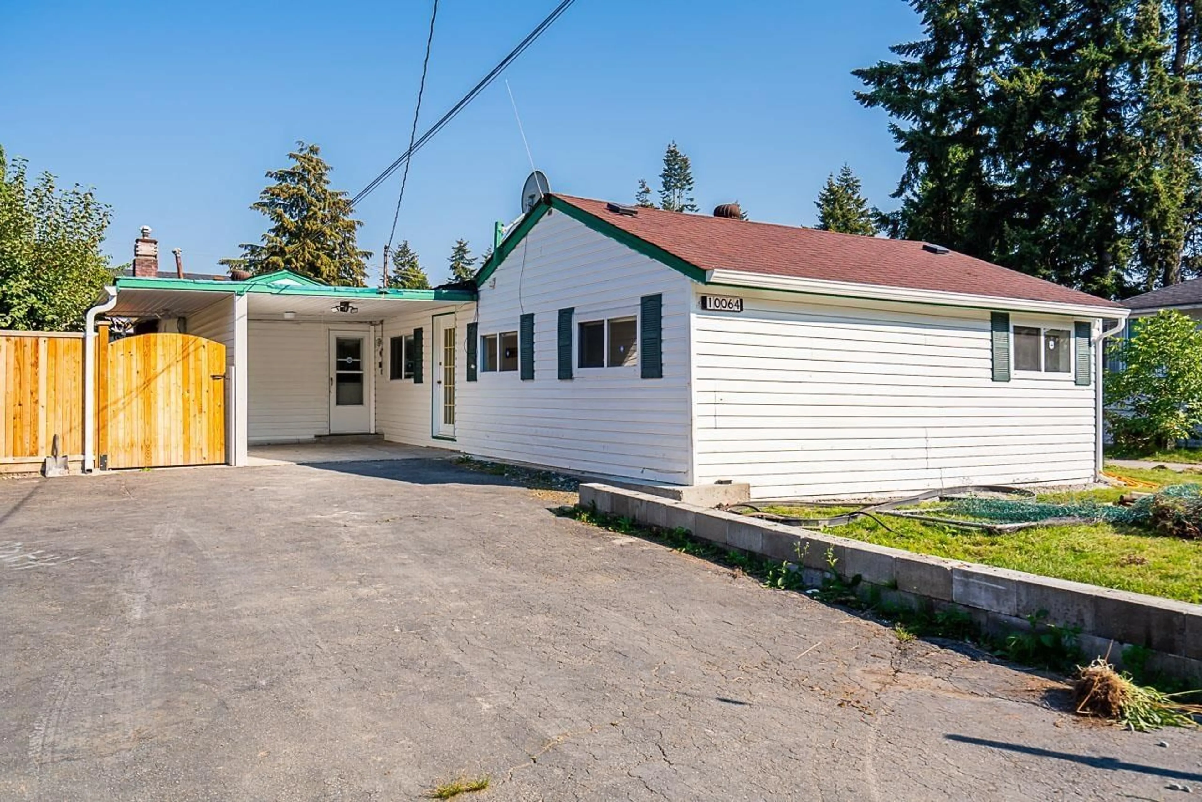 Unknown for 10064 127B, Surrey British Columbia V3V5M3