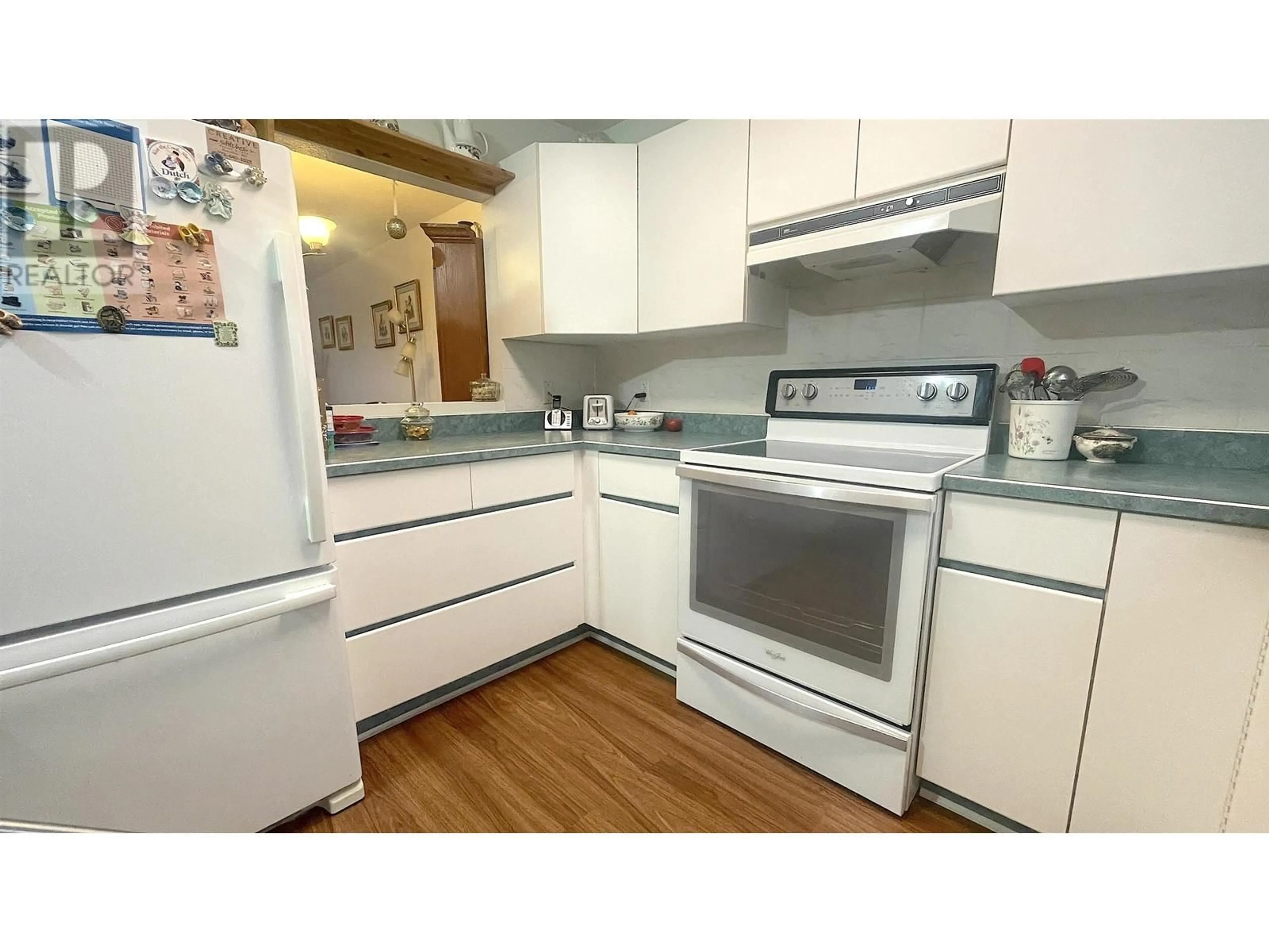 Standard kitchen, unknown for 590 E 4TH AVENUE, Prince Rupert British Columbia V8J3Y2