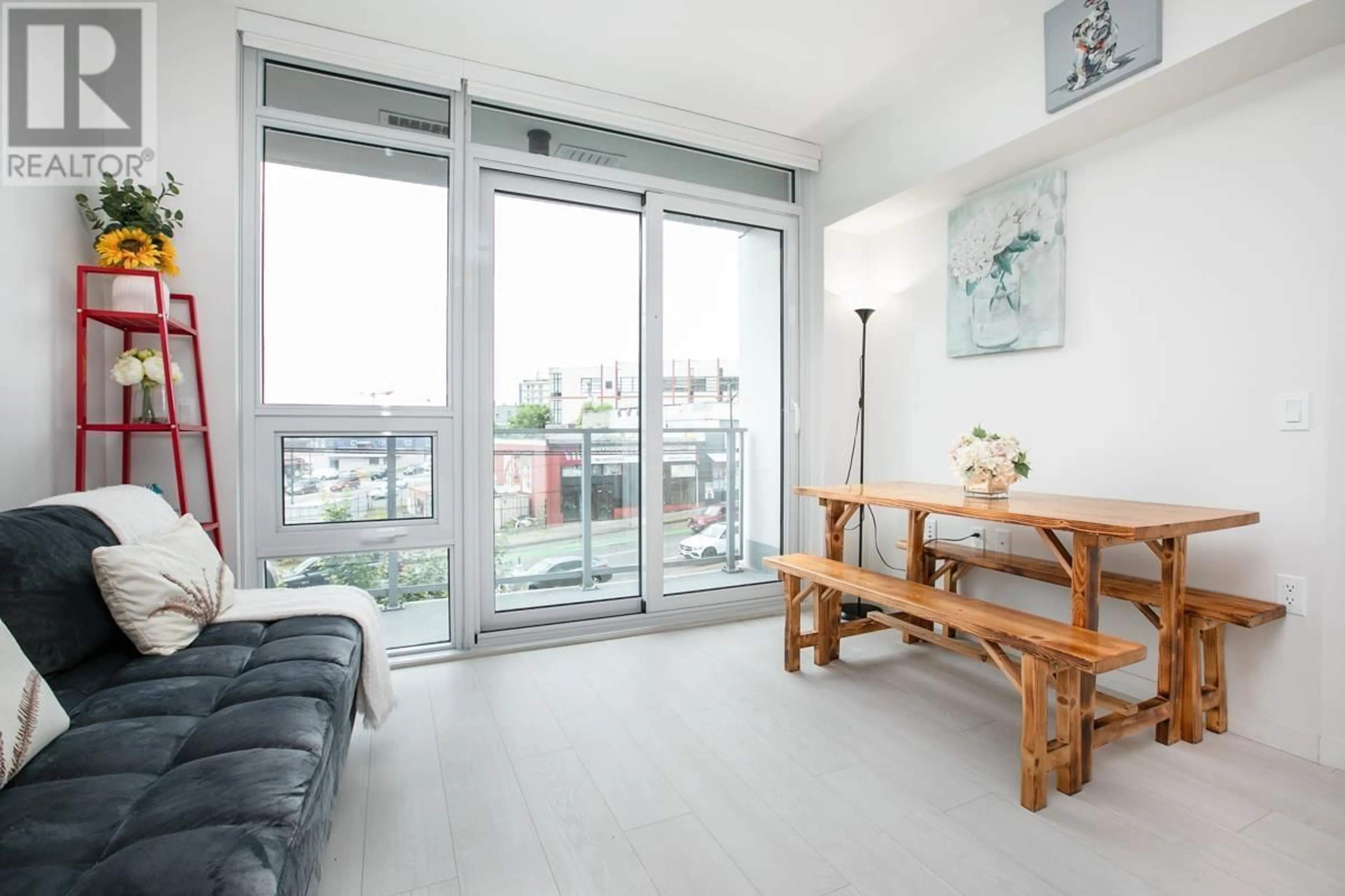 Balcony in the apartment, water/lake/river/ocean view for 310 180 2ND AVENUE, Vancouver British Columbia V5T0K4