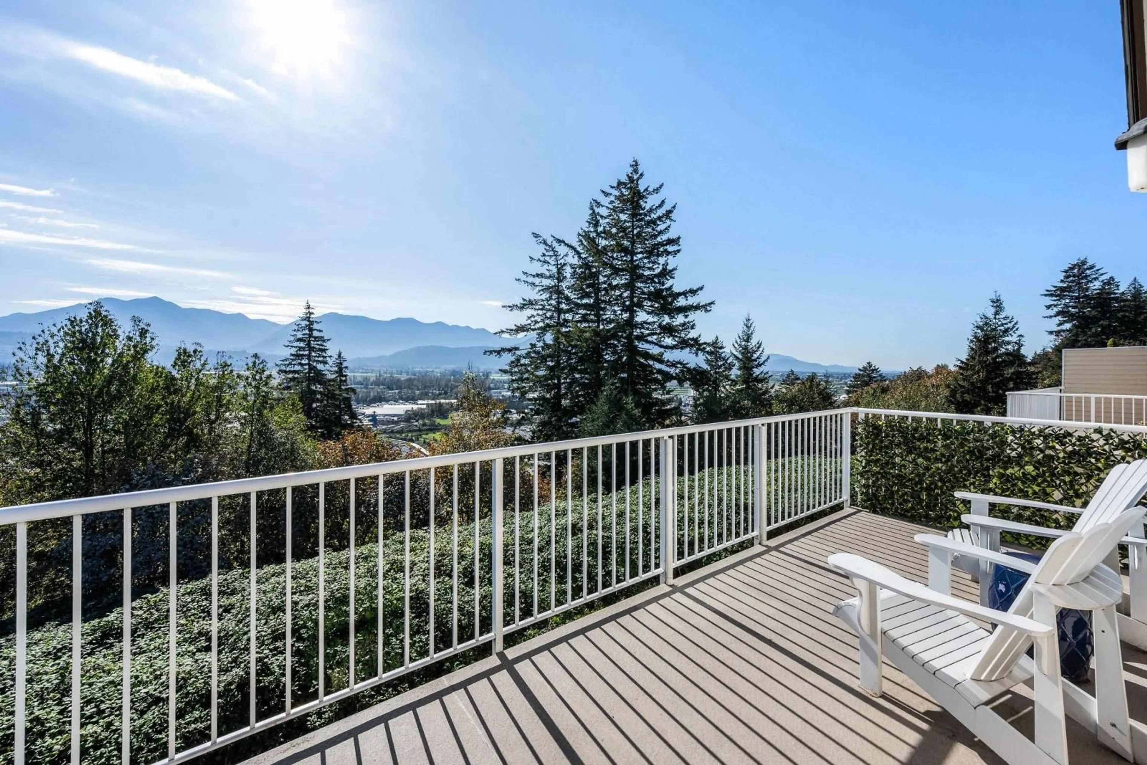 Patio, water/lake/river/ocean view for 50 8590 SUNRISE DRIVE|Chilliwack Mountai, Chilliwack British Columbia V2R3Z4