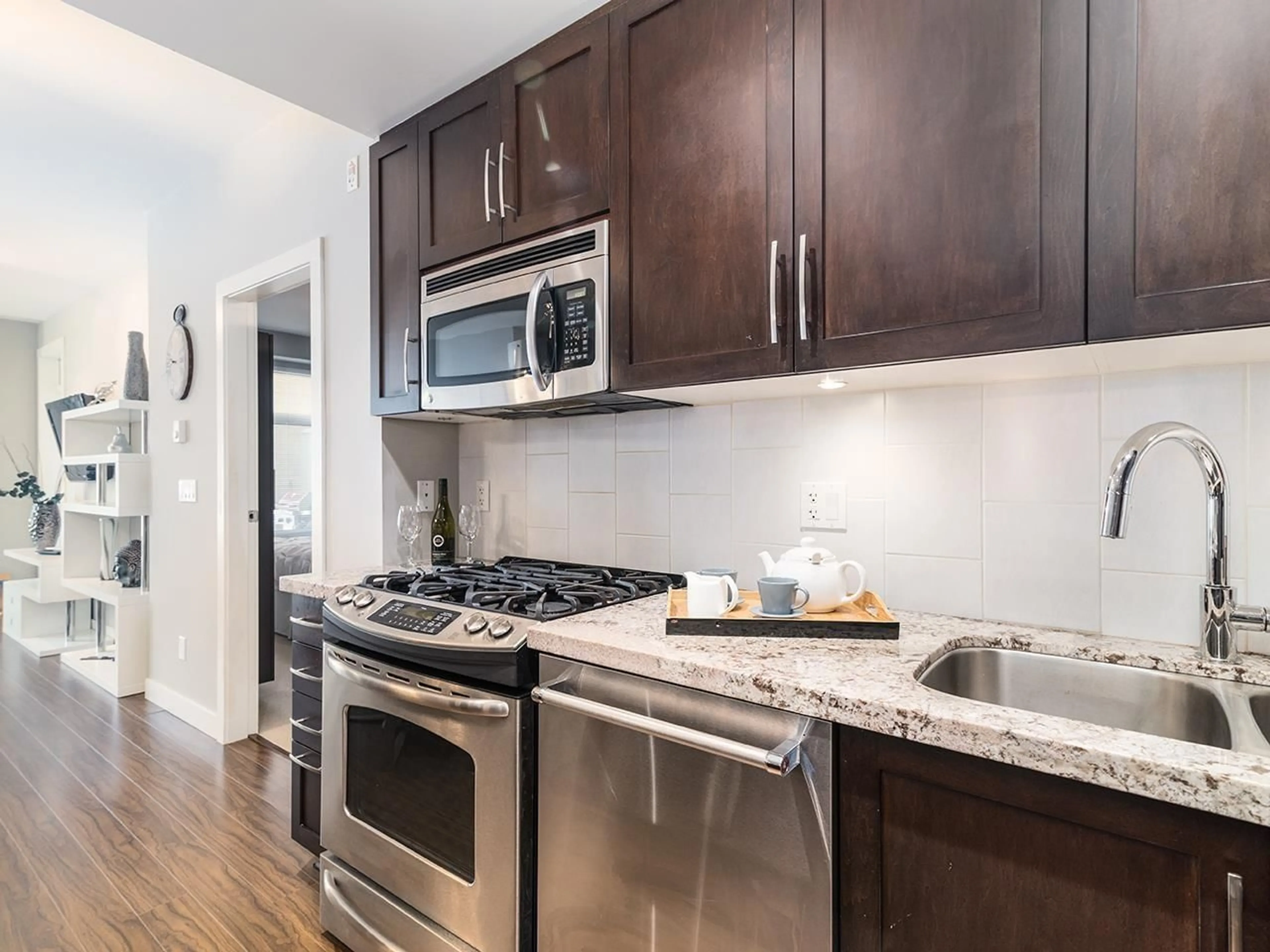 Standard kitchen, unknown for 115 15428 31 AVENUE, Surrey British Columbia V3S3W4