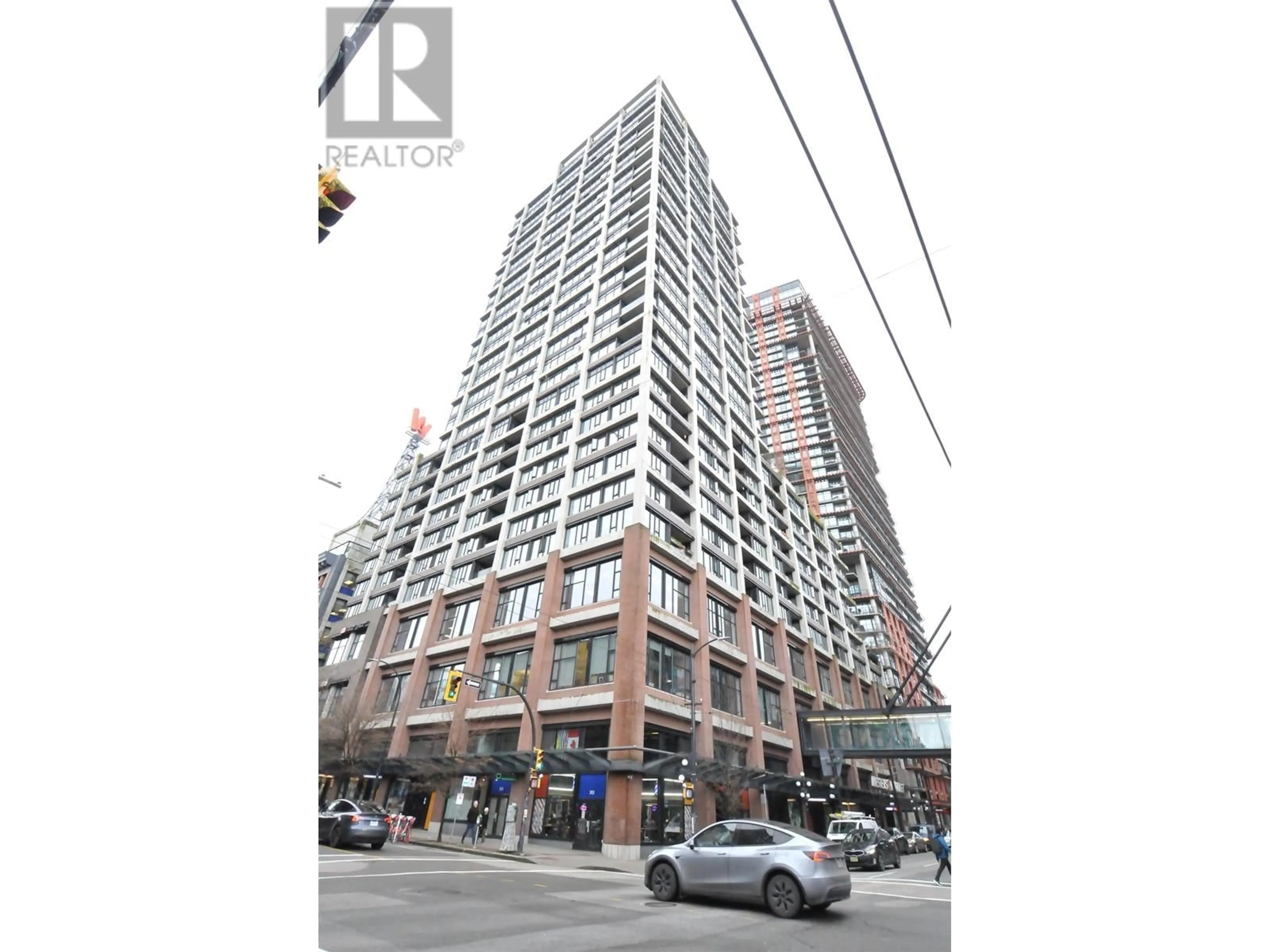 Indoor foyer for 2405 108 W CORDOVA STREET, Vancouver British Columbia V6B0G5