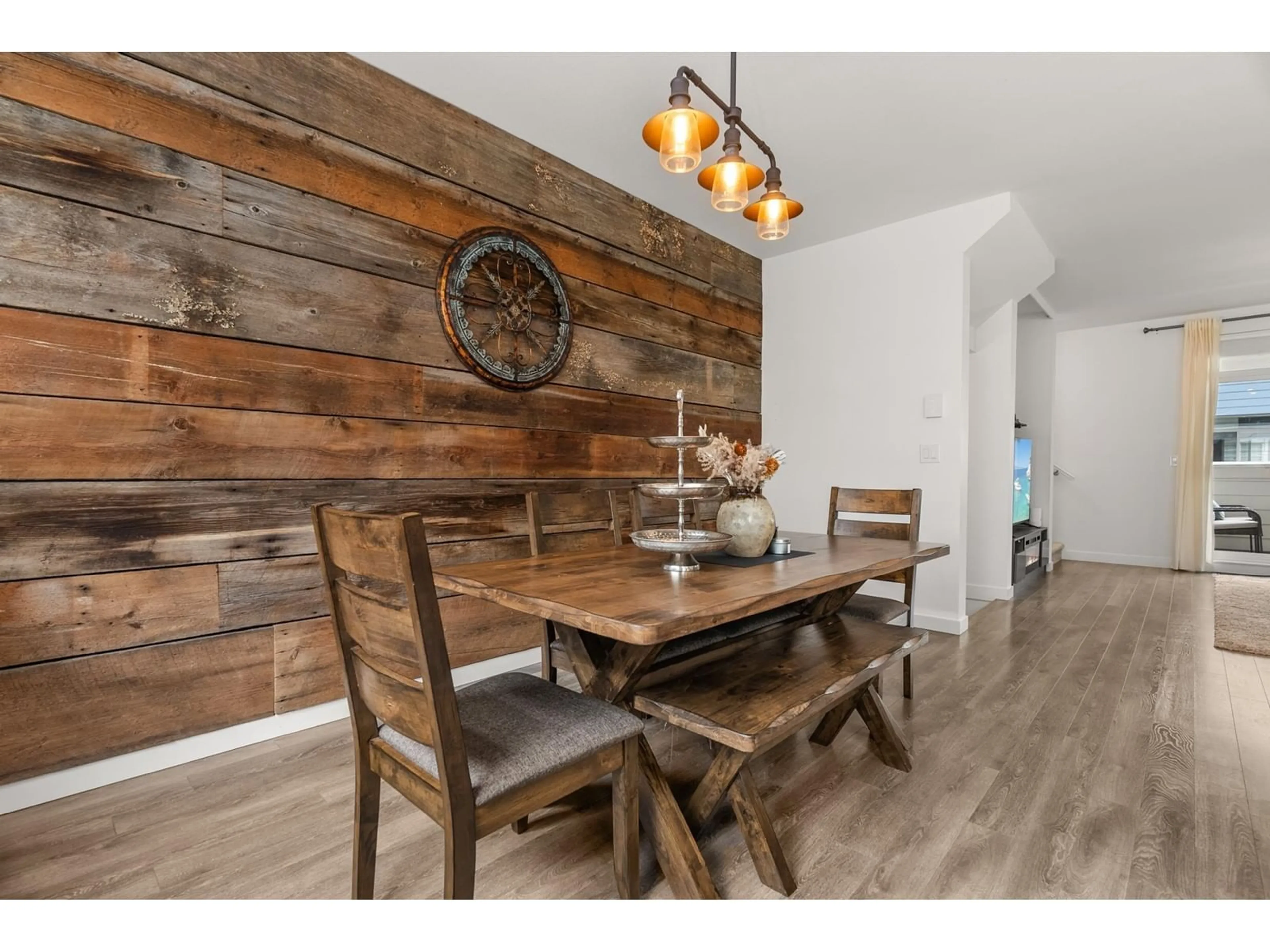 Dining room, wood/laminate floor for 63 158 171 STREET, Surrey British Columbia V3Z0X1