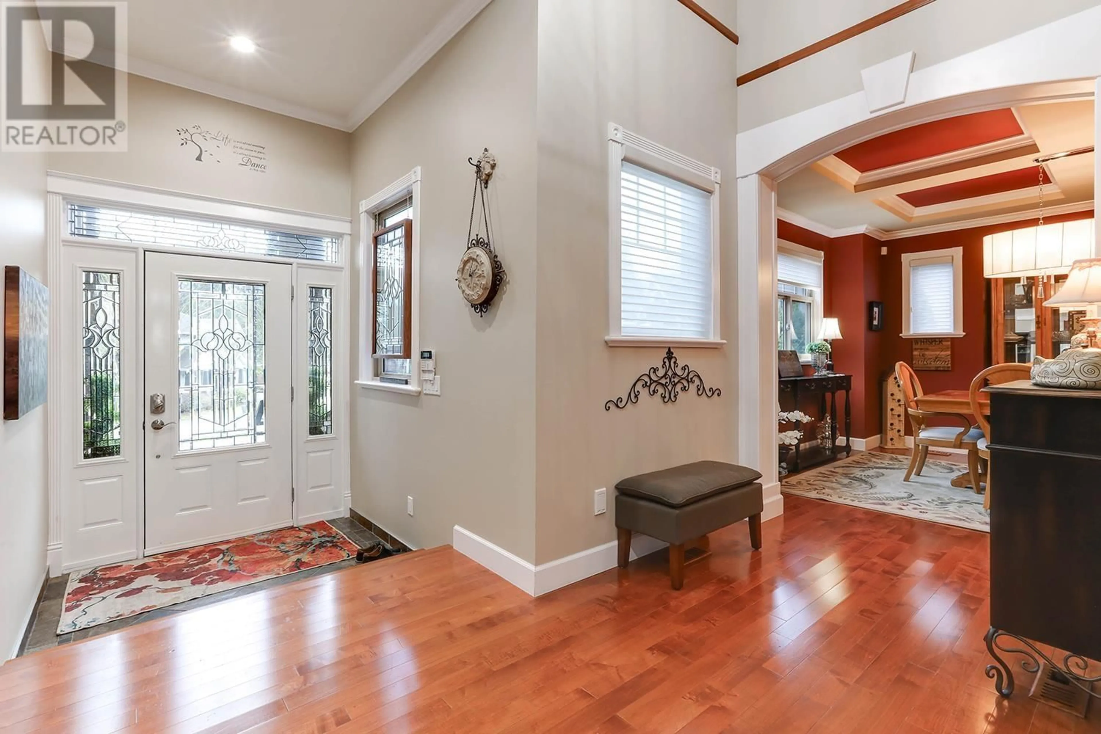 Indoor entryway for 10549 243 STREET, Maple Ridge British Columbia V2W2E5