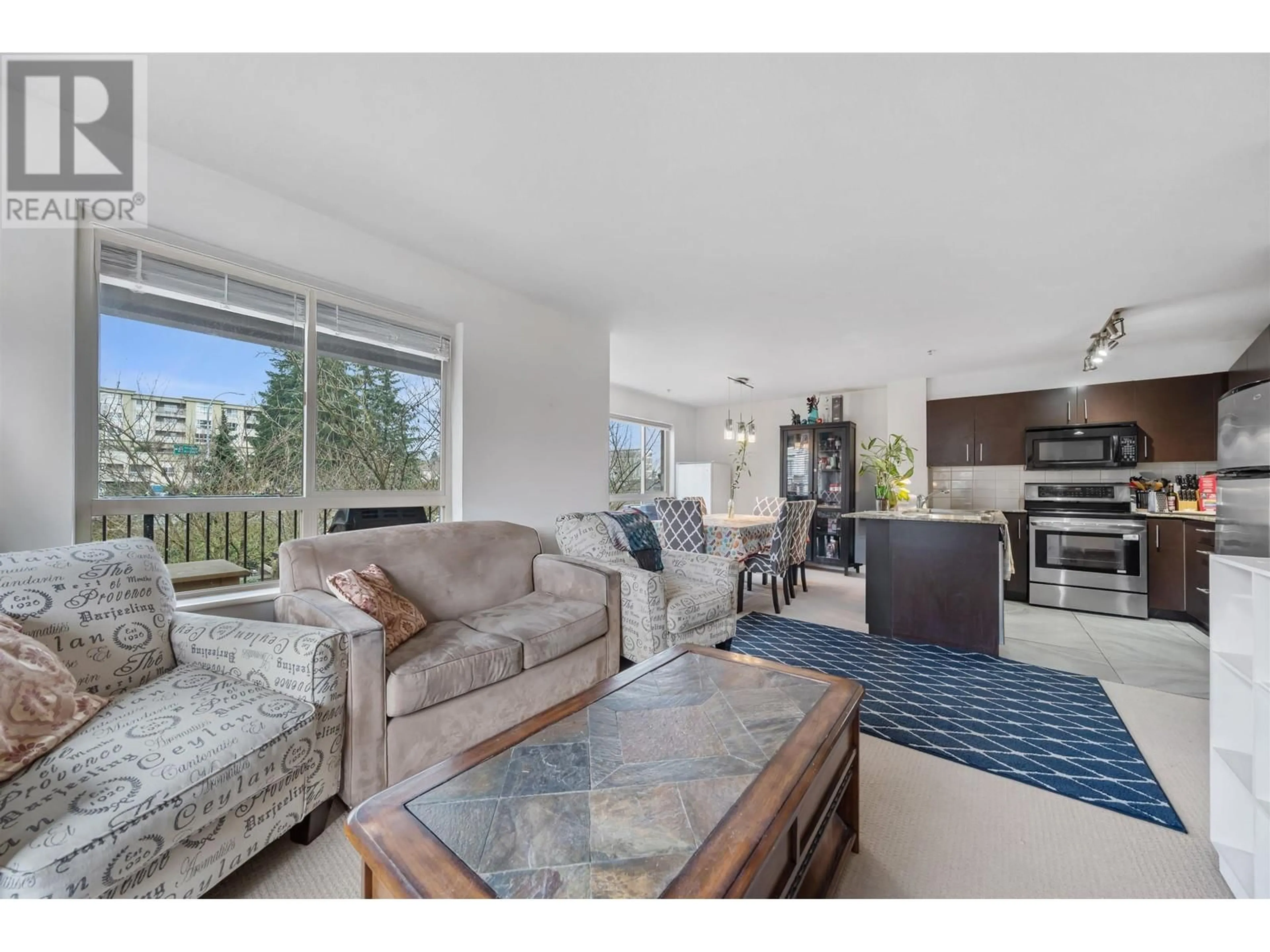 Living room with furniture, unknown for 301 11667 HANEY BYPASS, Maple Ridge British Columbia V2X8W9