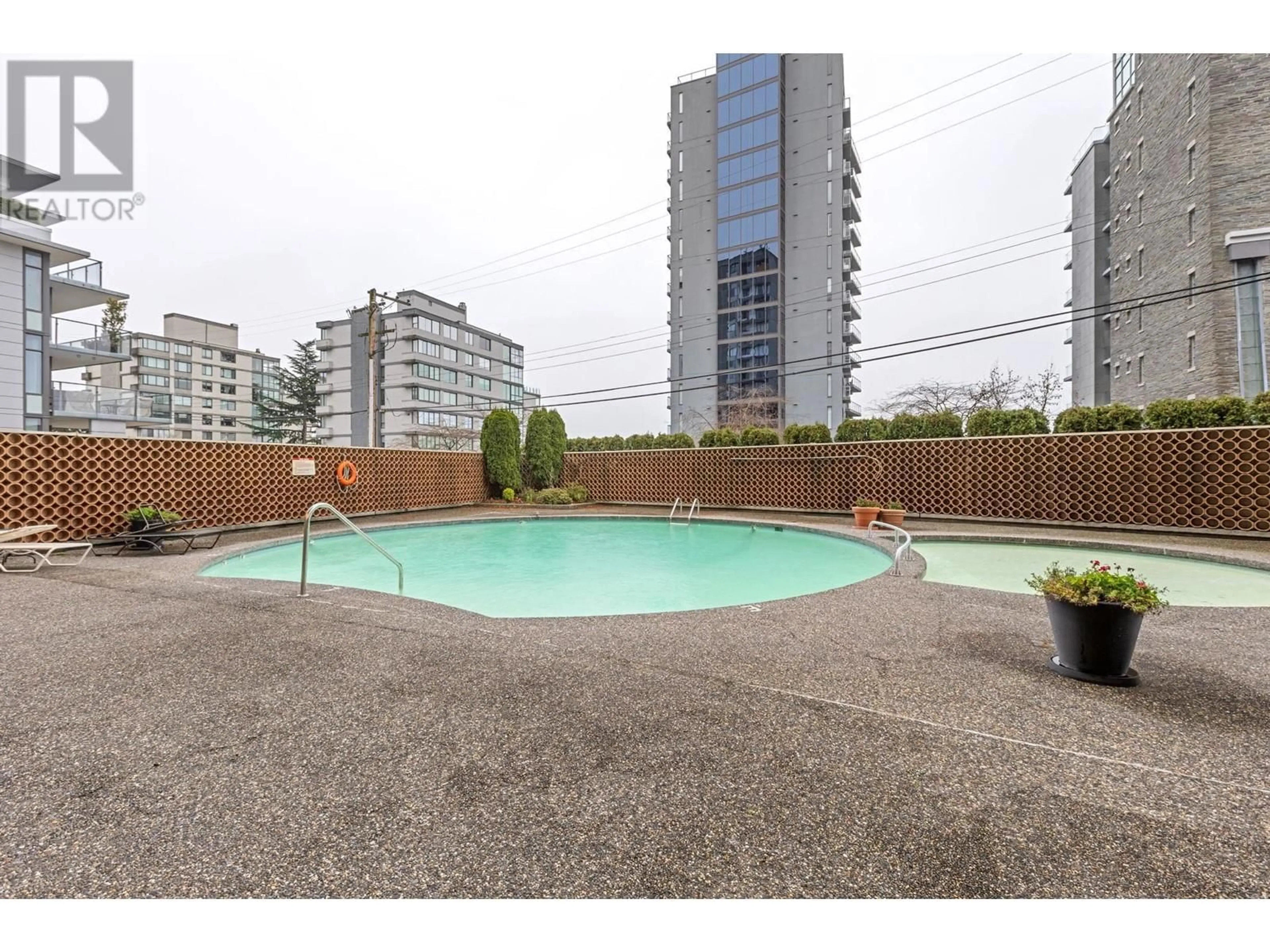 Pool for 303 2135 ARGYLE AVENUE, West Vancouver British Columbia V7V1A5